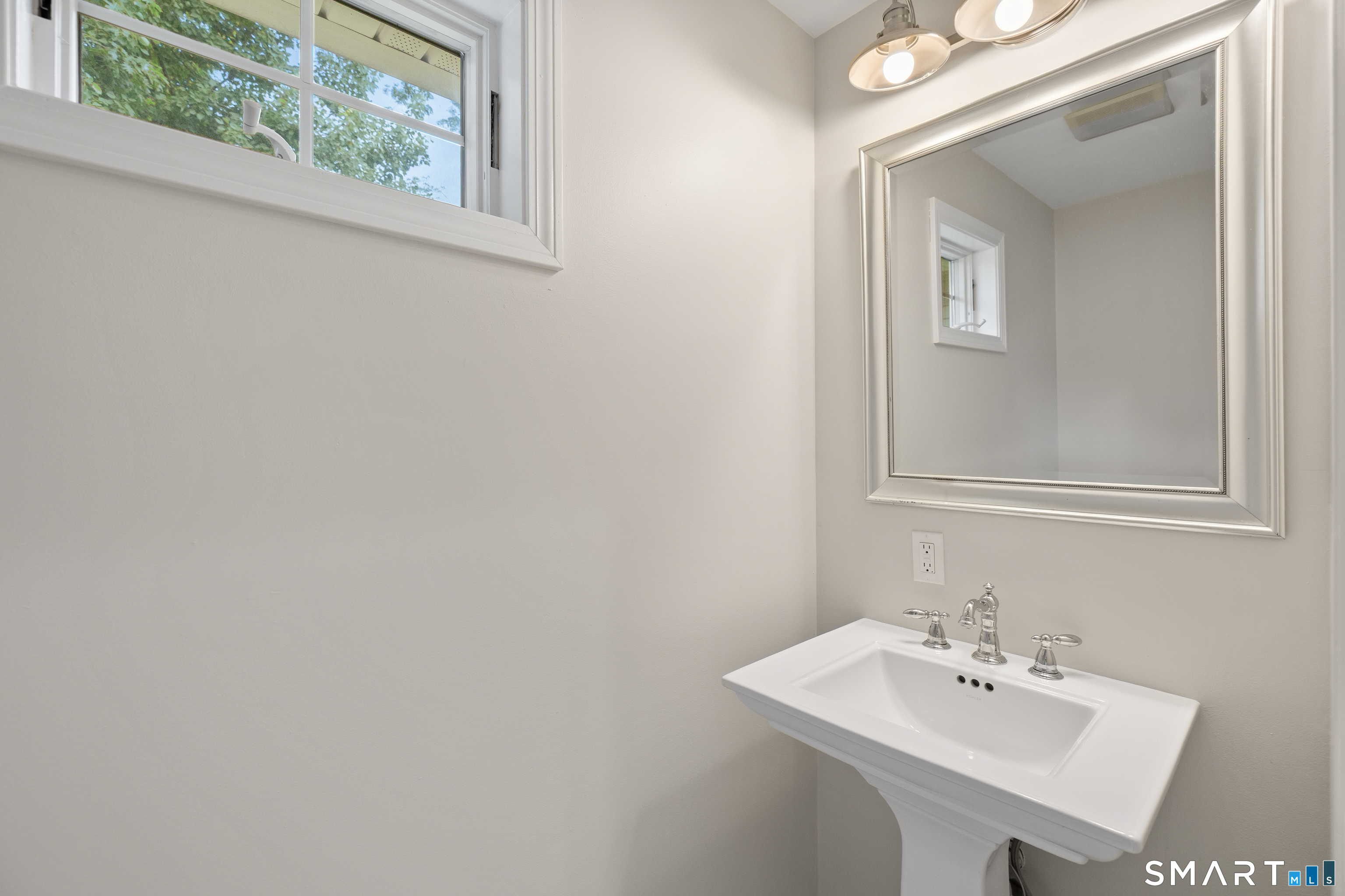 64 Red Top Drive Property Photo 16