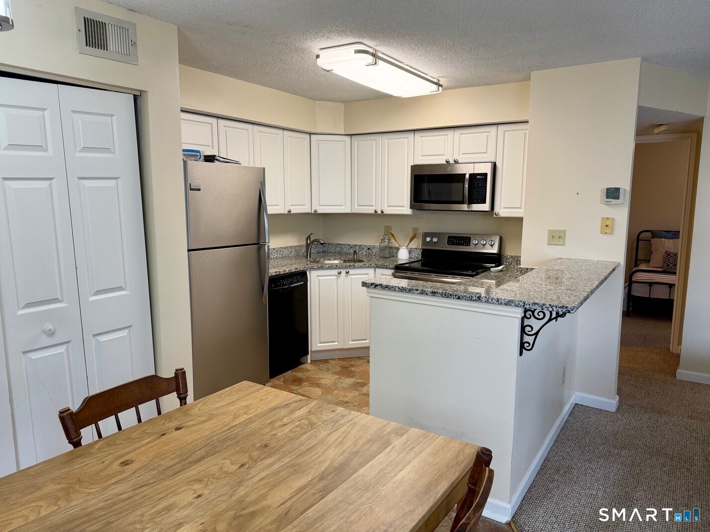 132 North 64 Street Property Photo 11