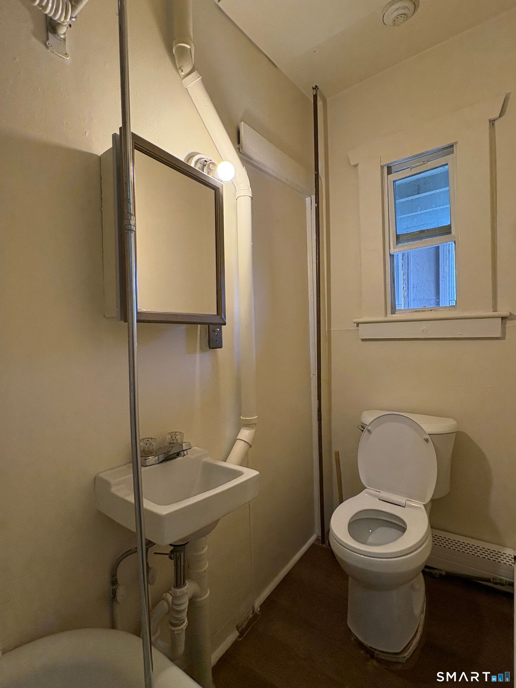 240-242 Washington 2n Street Property Photo 10