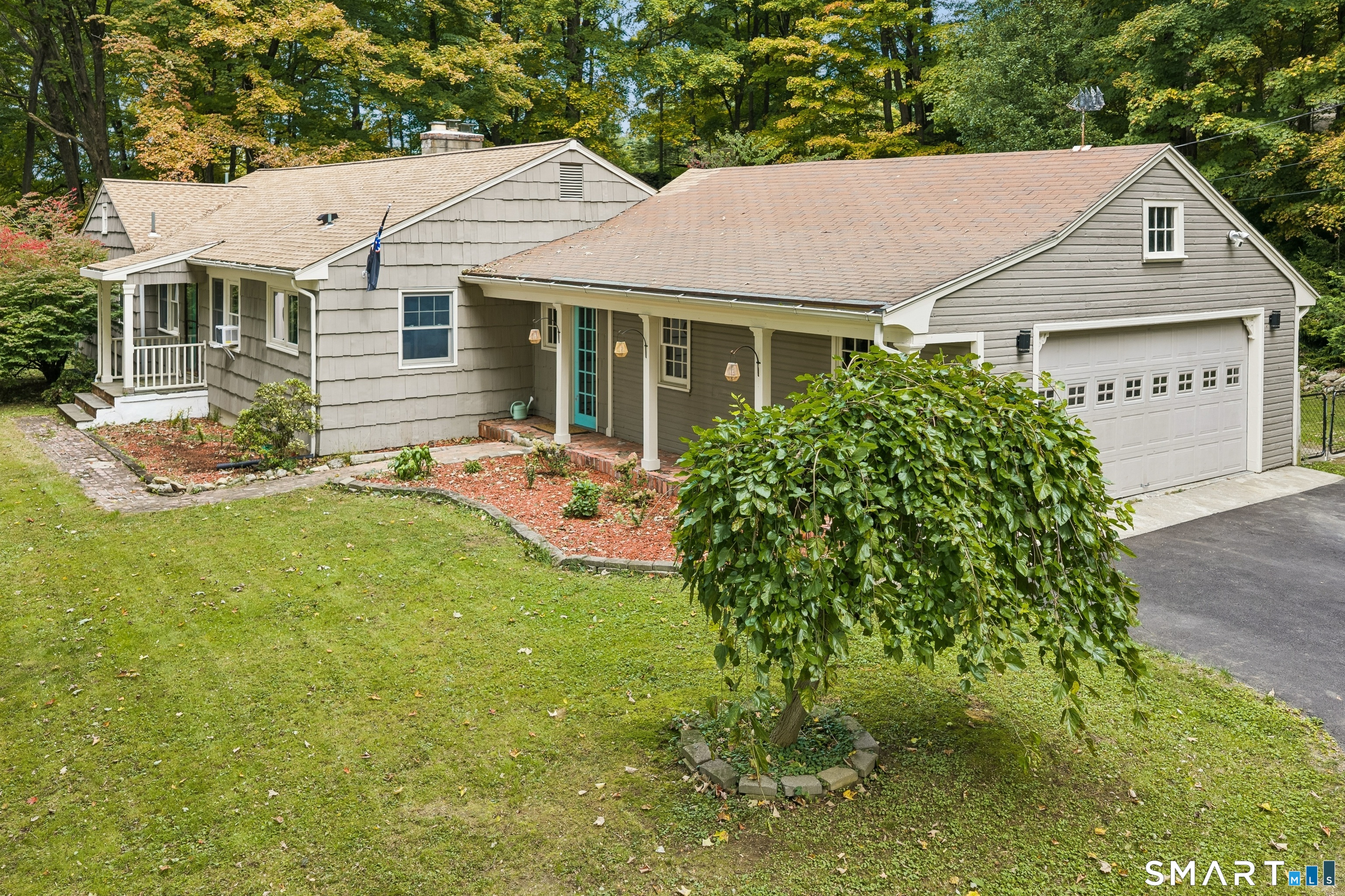 27 Hattertown Road Property Photo 1