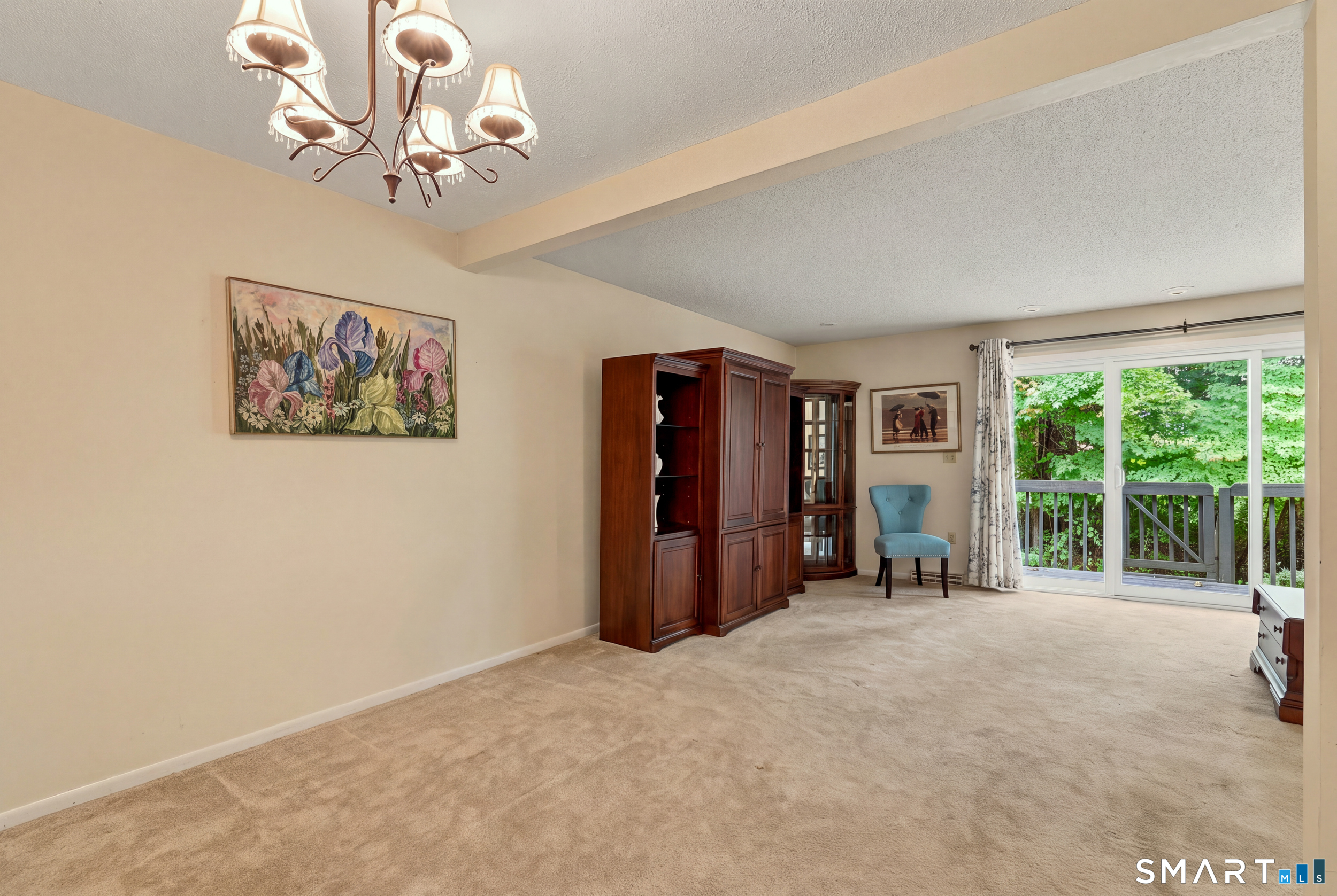 126 Hopmeadow 8e Street Property Photo 12
