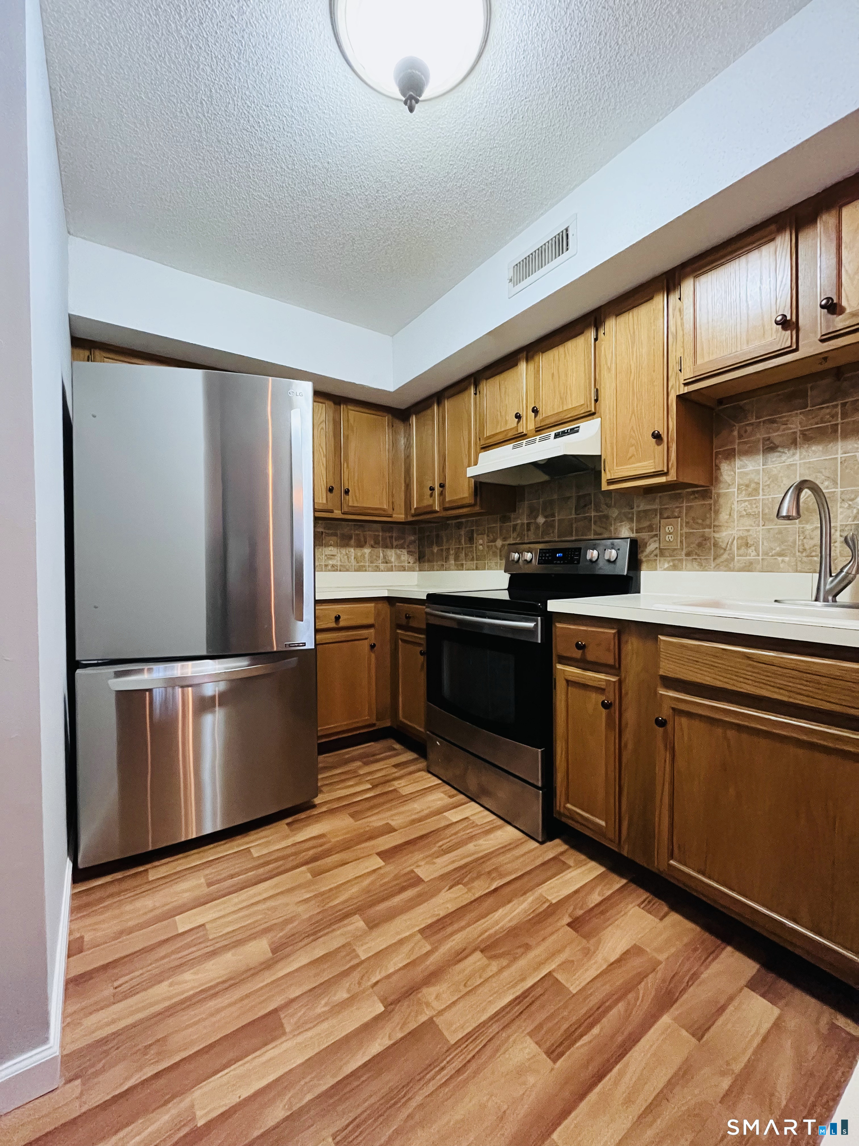 190 Tomlinson 9a Avenue Property Photo 8