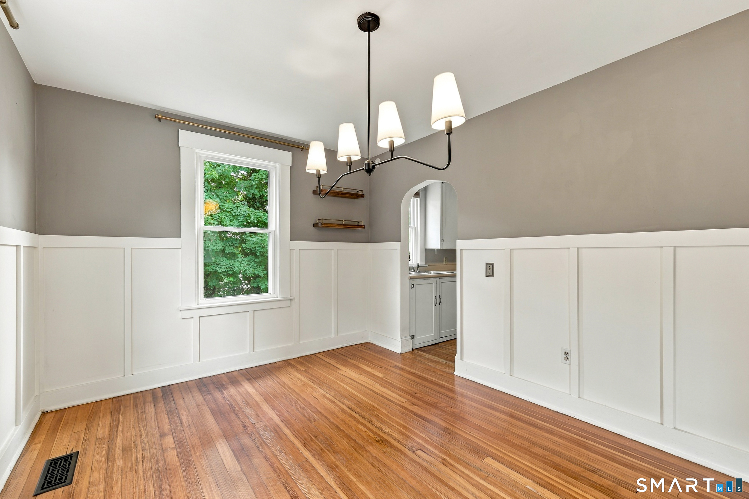 6 Johnson Street Property Photo 7