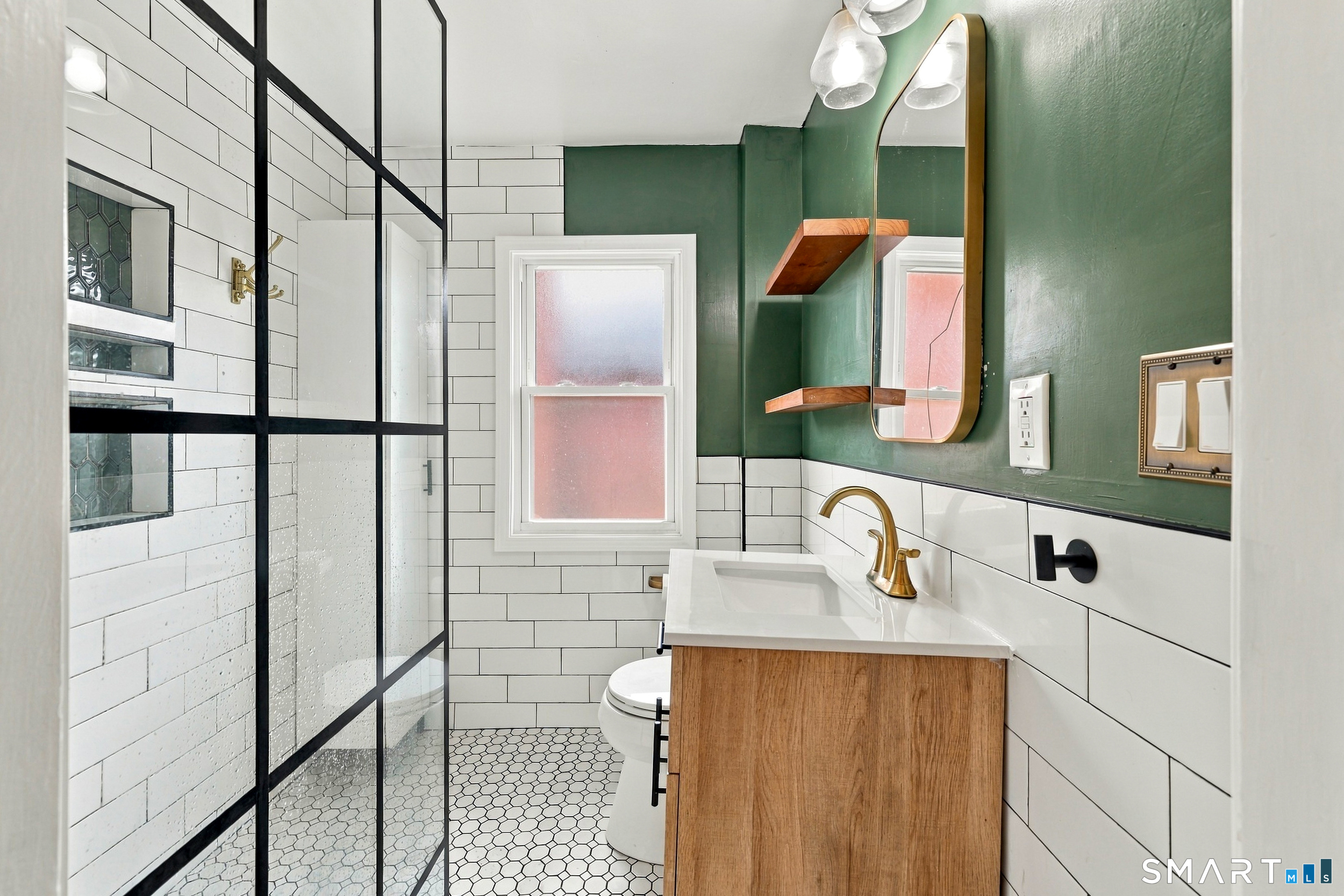 6 Johnson Street Property Photo 18