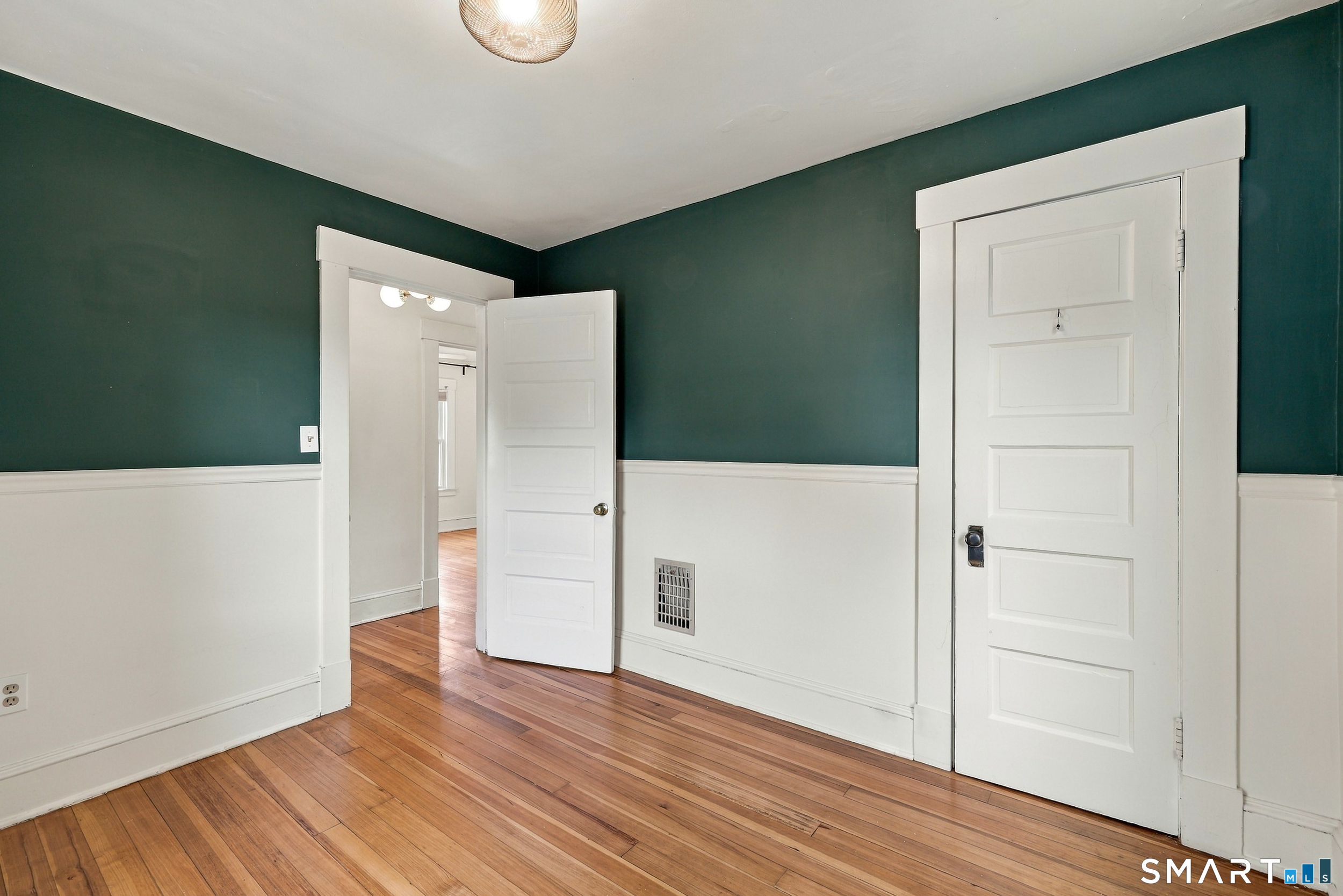 6 Johnson Street Property Photo 21
