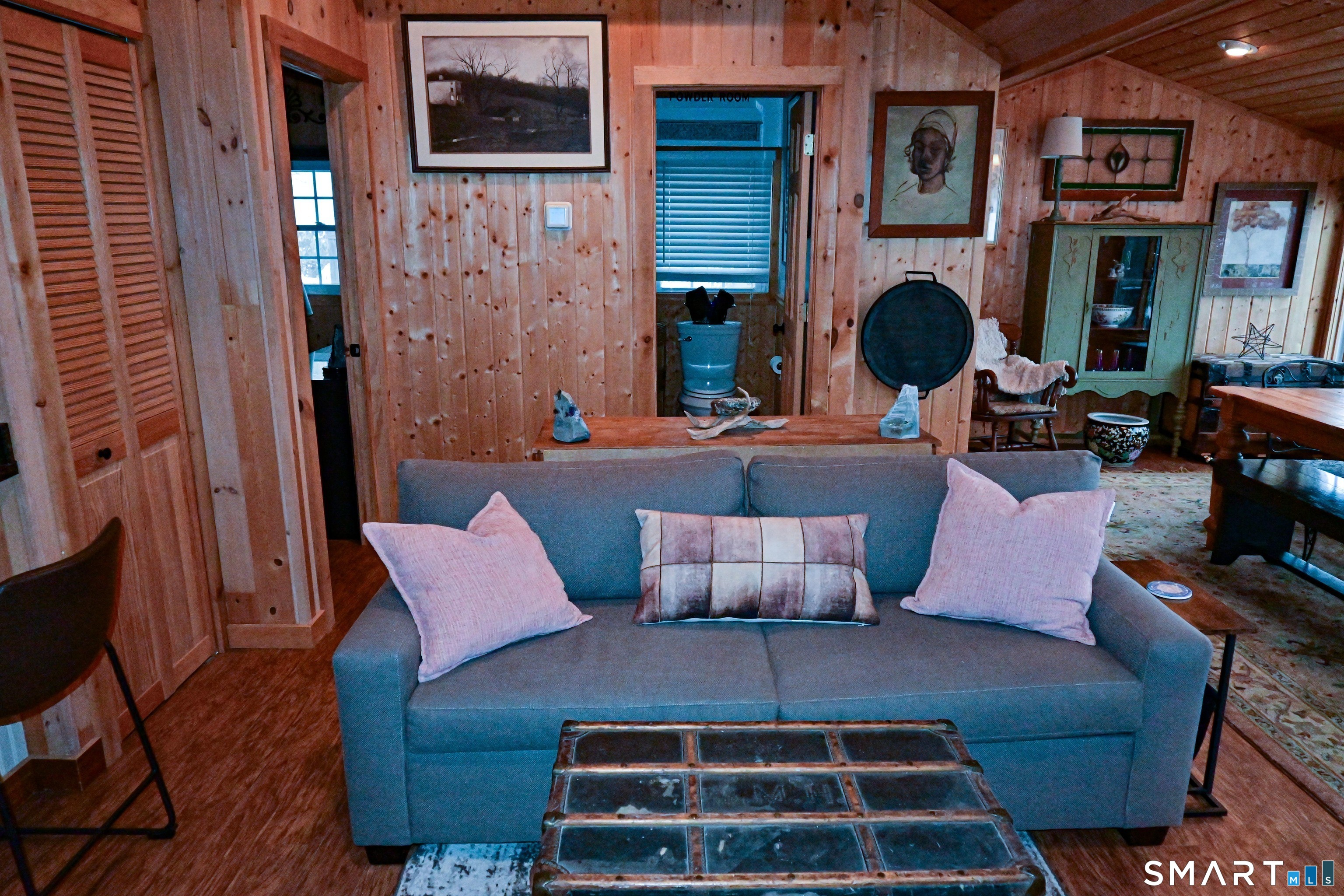 2 Glenway Property Photo 9