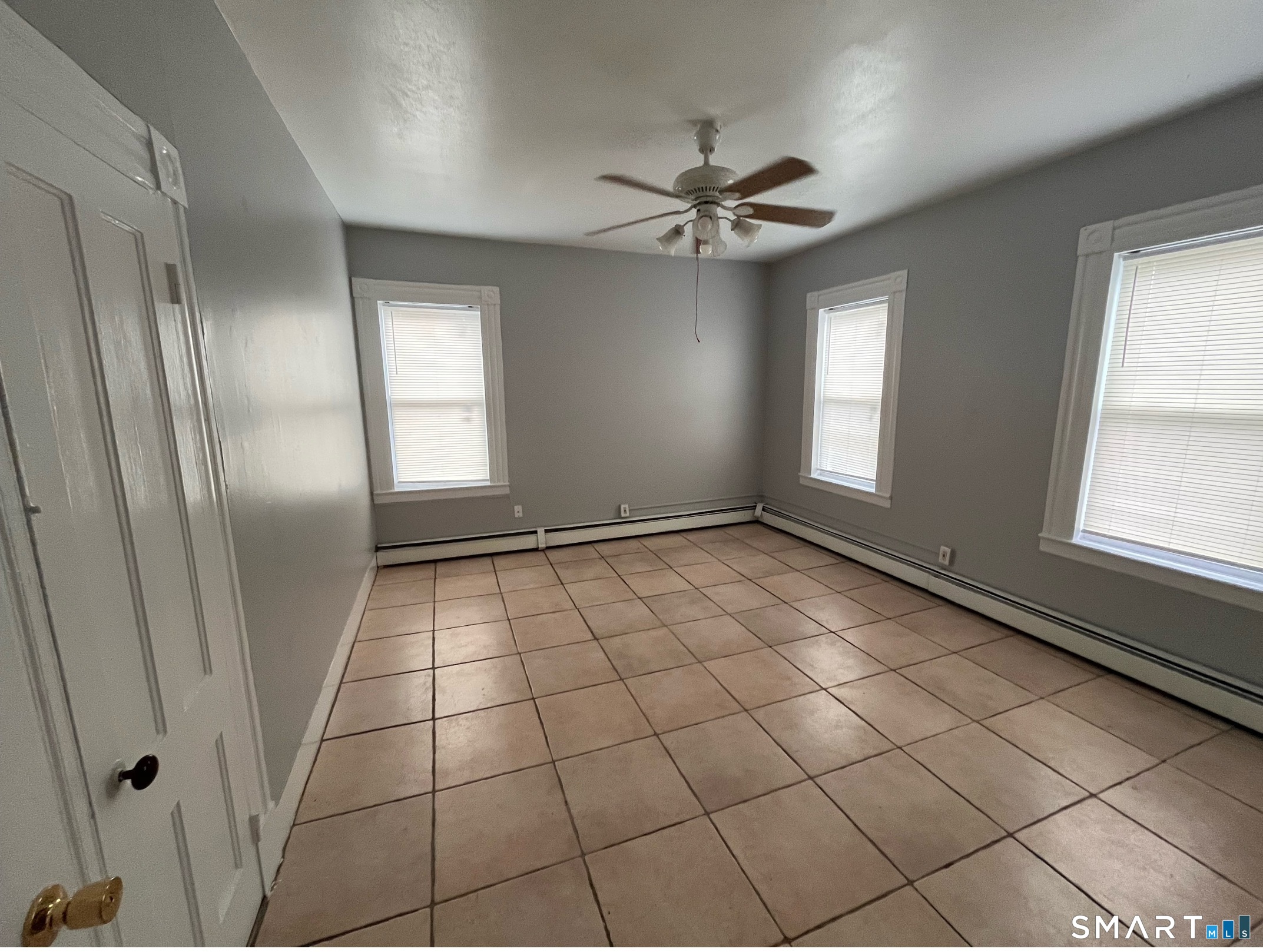 492 Broad Street Property Photo 3