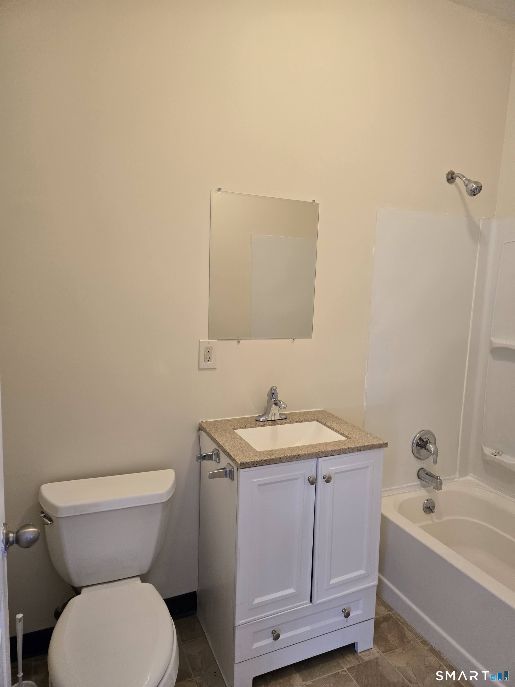 64 Lake 2 Avenue Property Photo 7