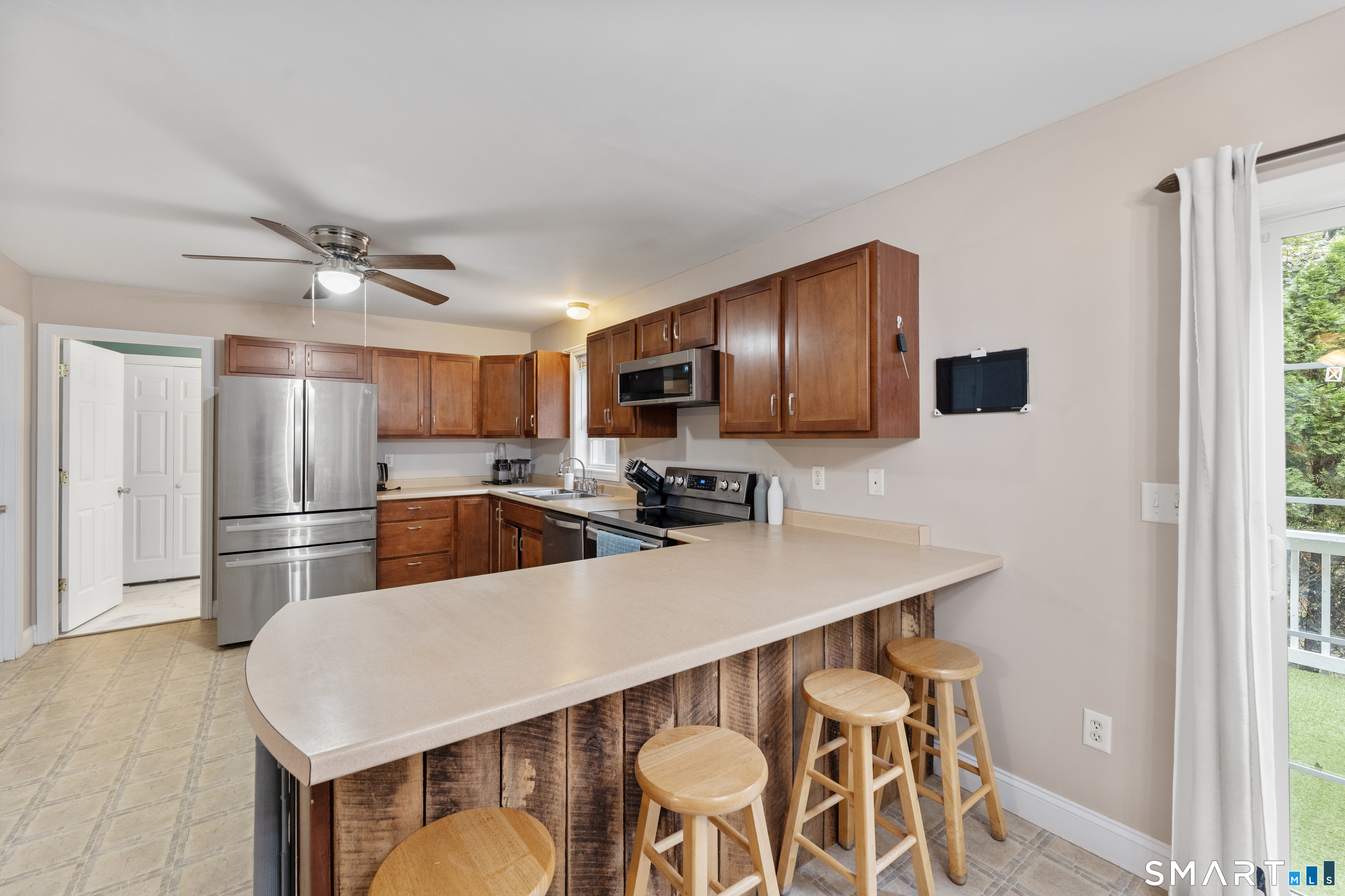 268 Mechanic Street Property Photo 10