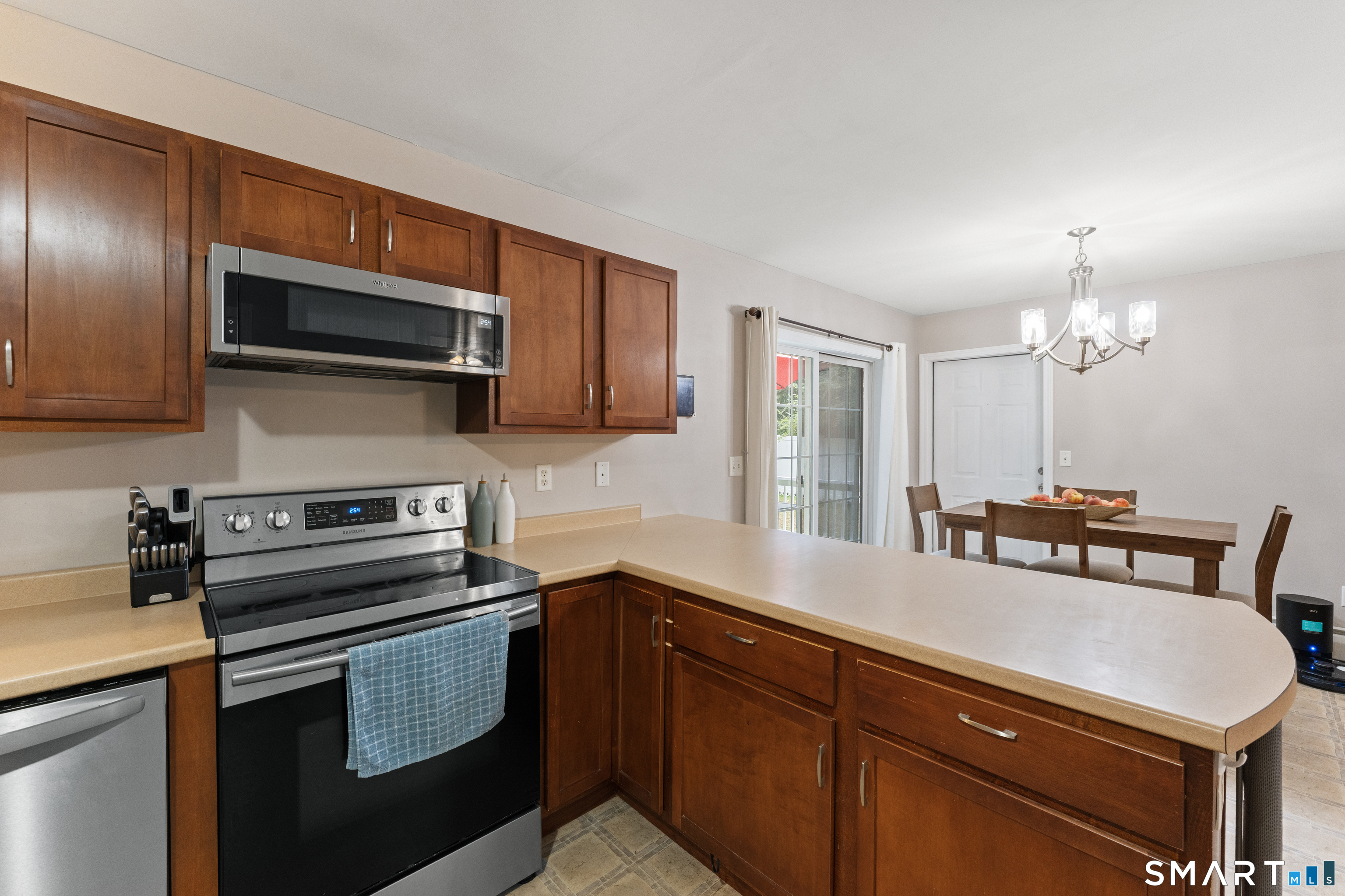268 Mechanic Street Property Photo 12
