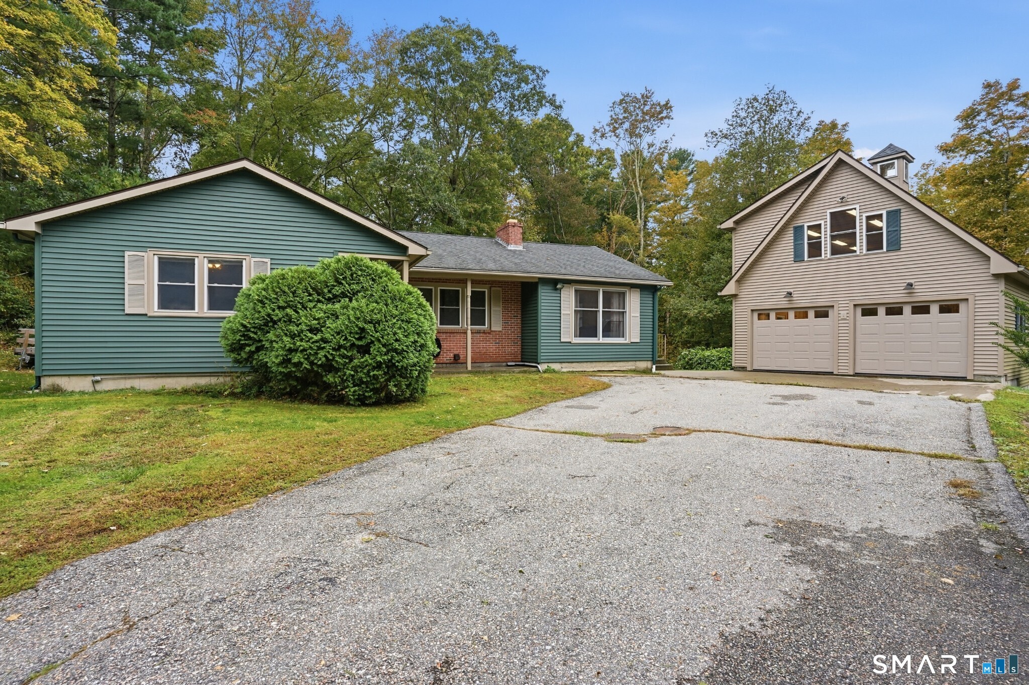 19 Steven Street Property Photo 1