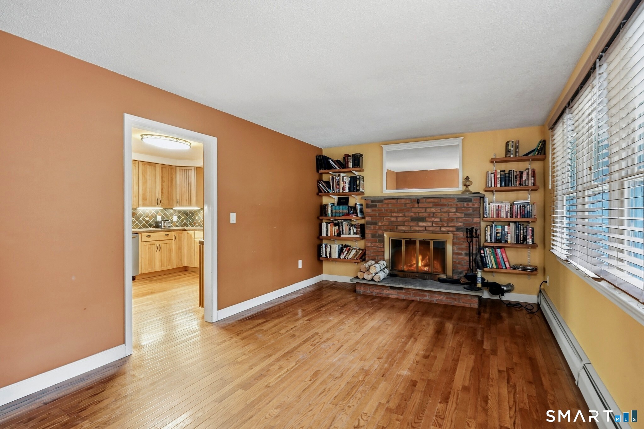 19 Steven Street Property Photo 7