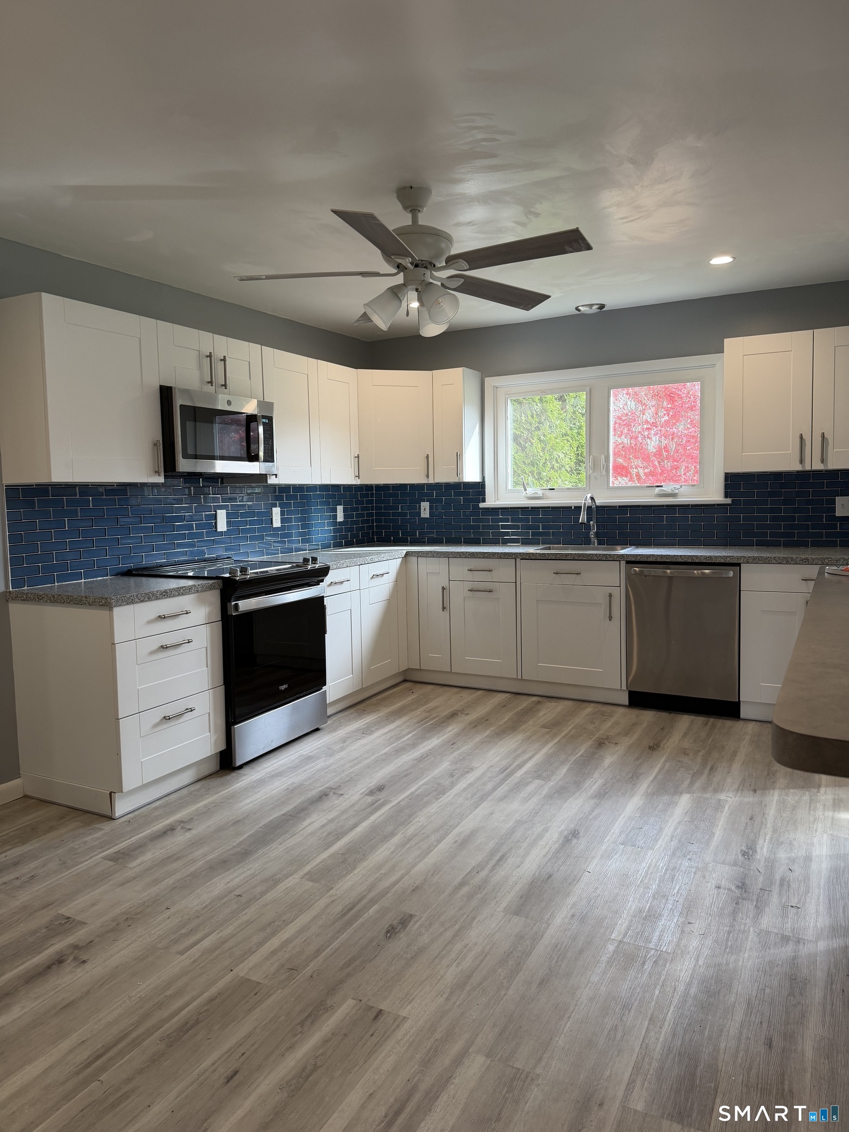 432 Pepper Street Property Photo 9