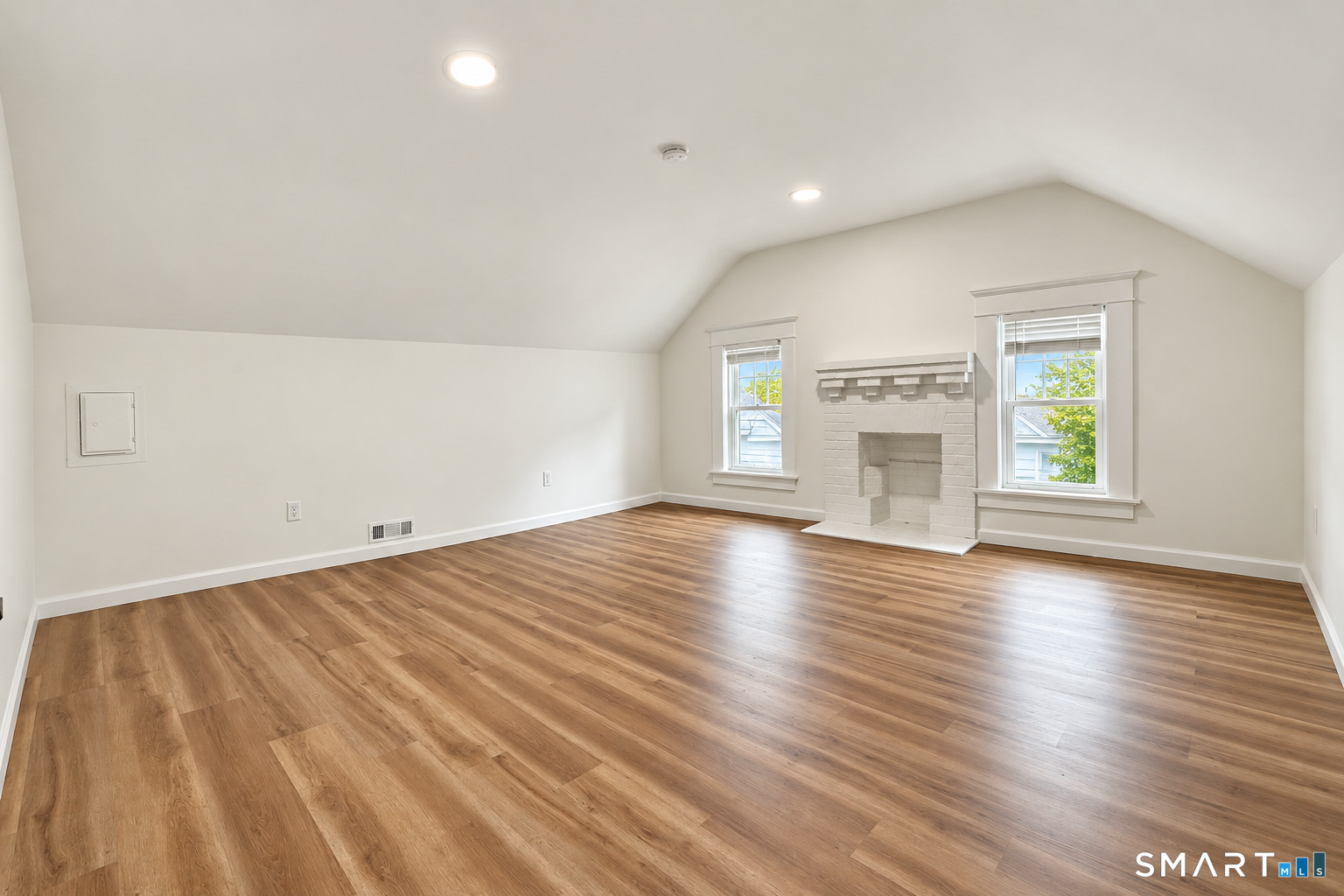 26 Union Street Property Photo 25