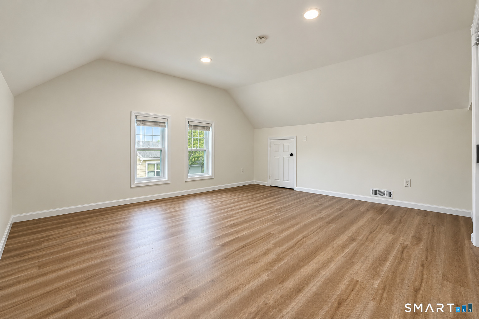 26 Union Street Property Photo 28