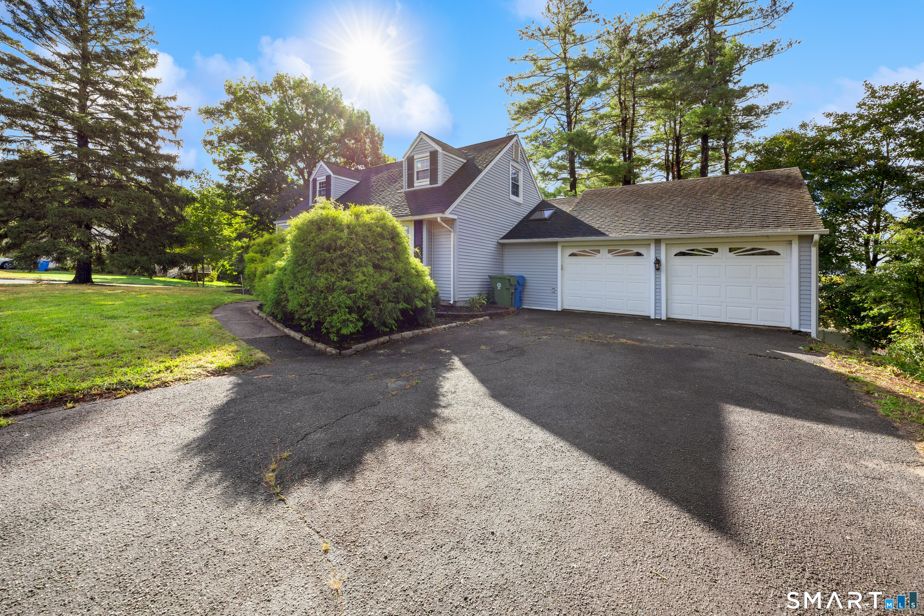 174 French Street Property Photo 2