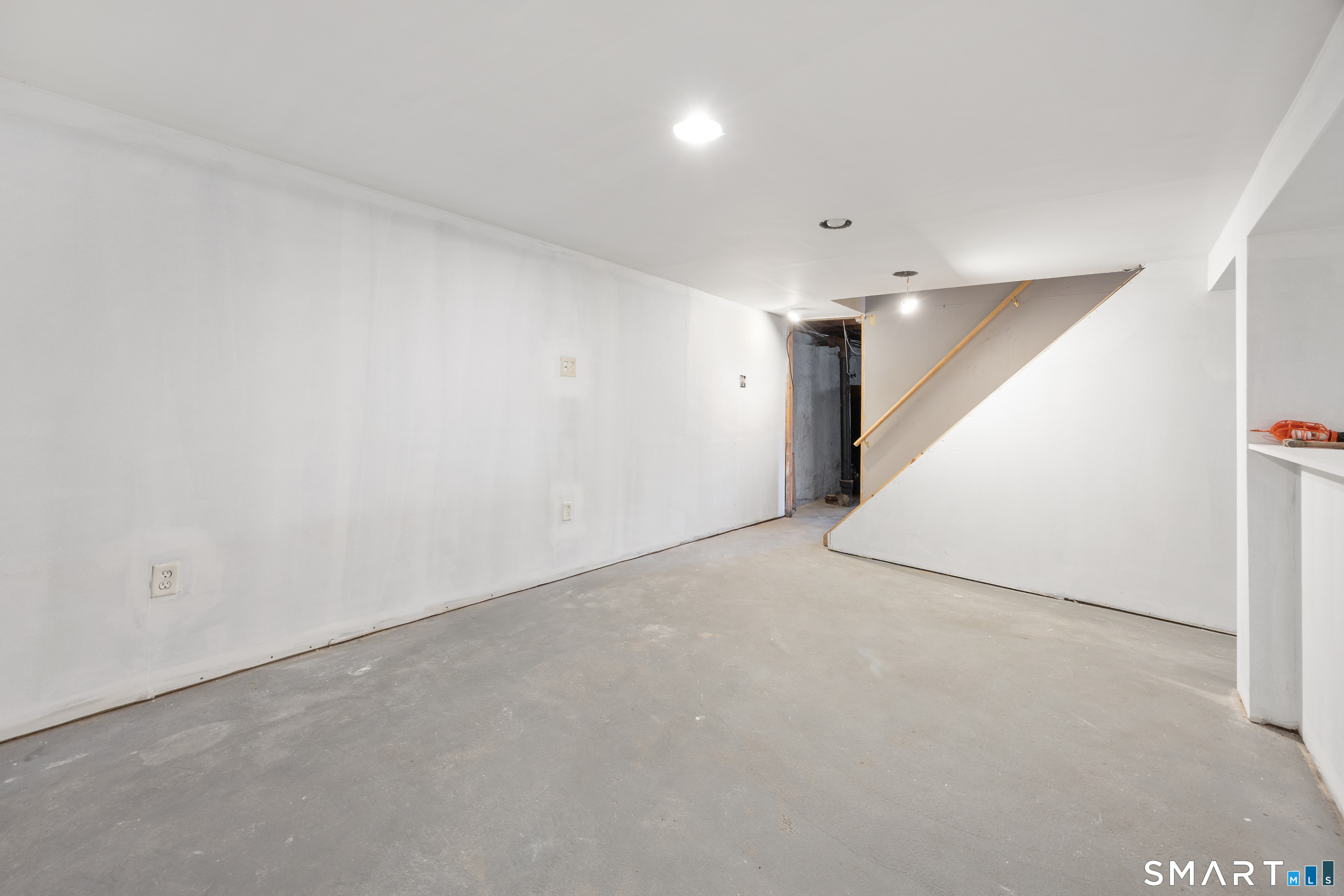 174 French Street Property Photo 17