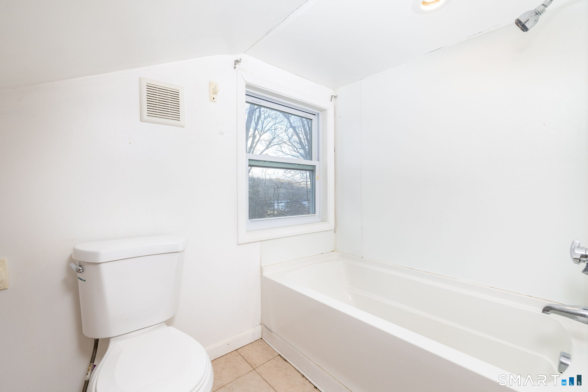 461 Pond Road Property Photo 16