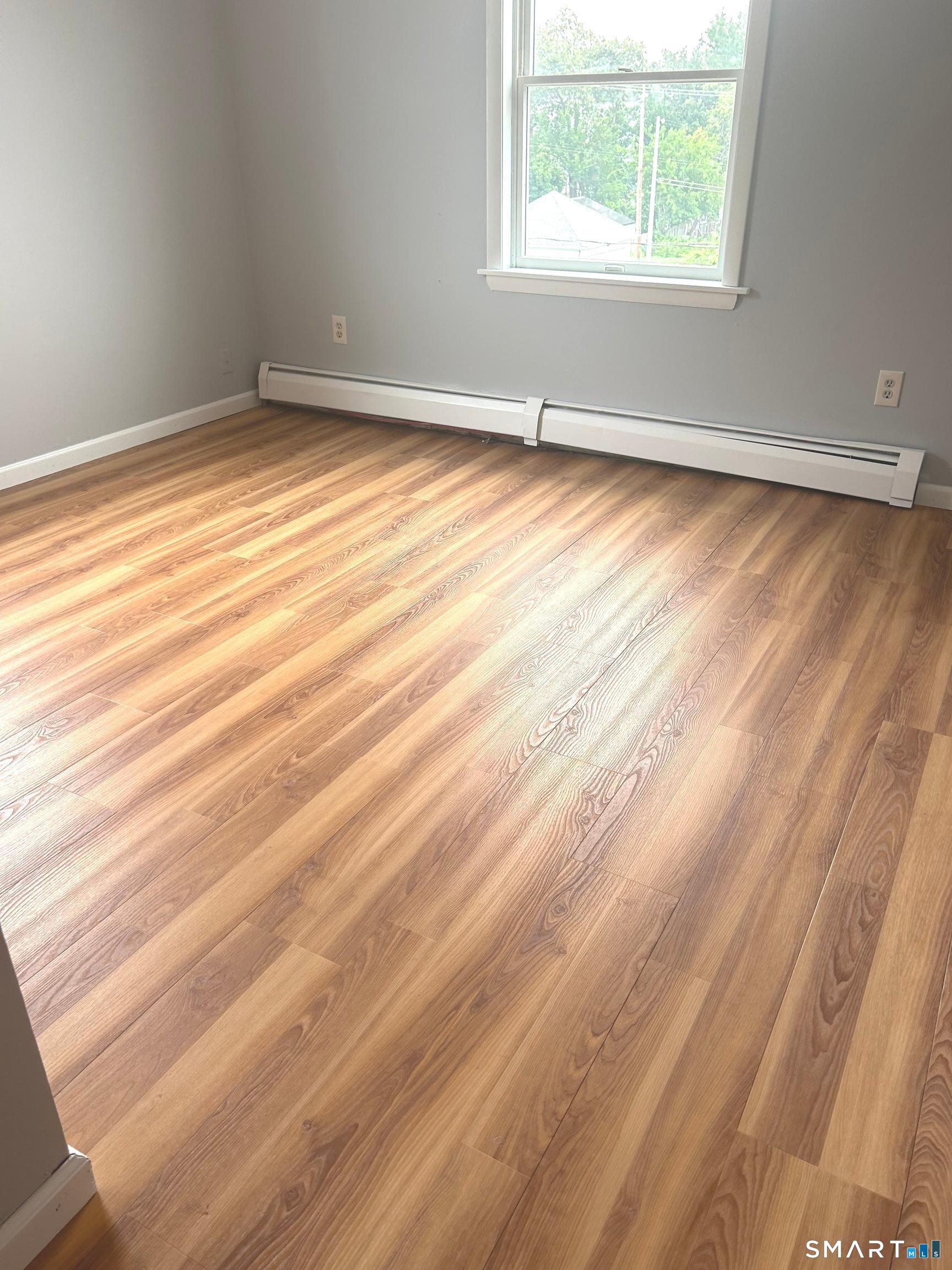 204 Booth Street Property Photo 5