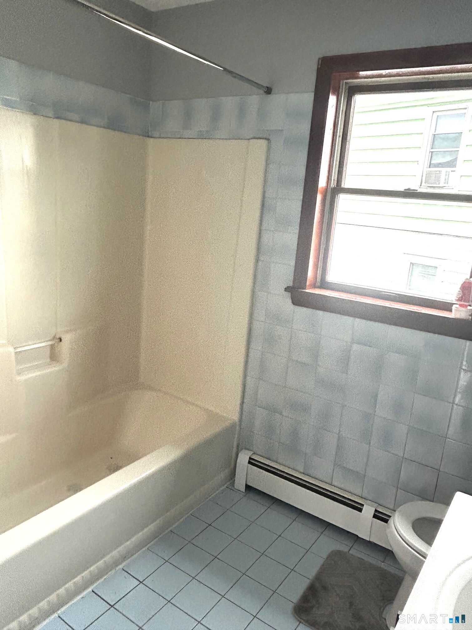 204 Booth Street Property Photo 6