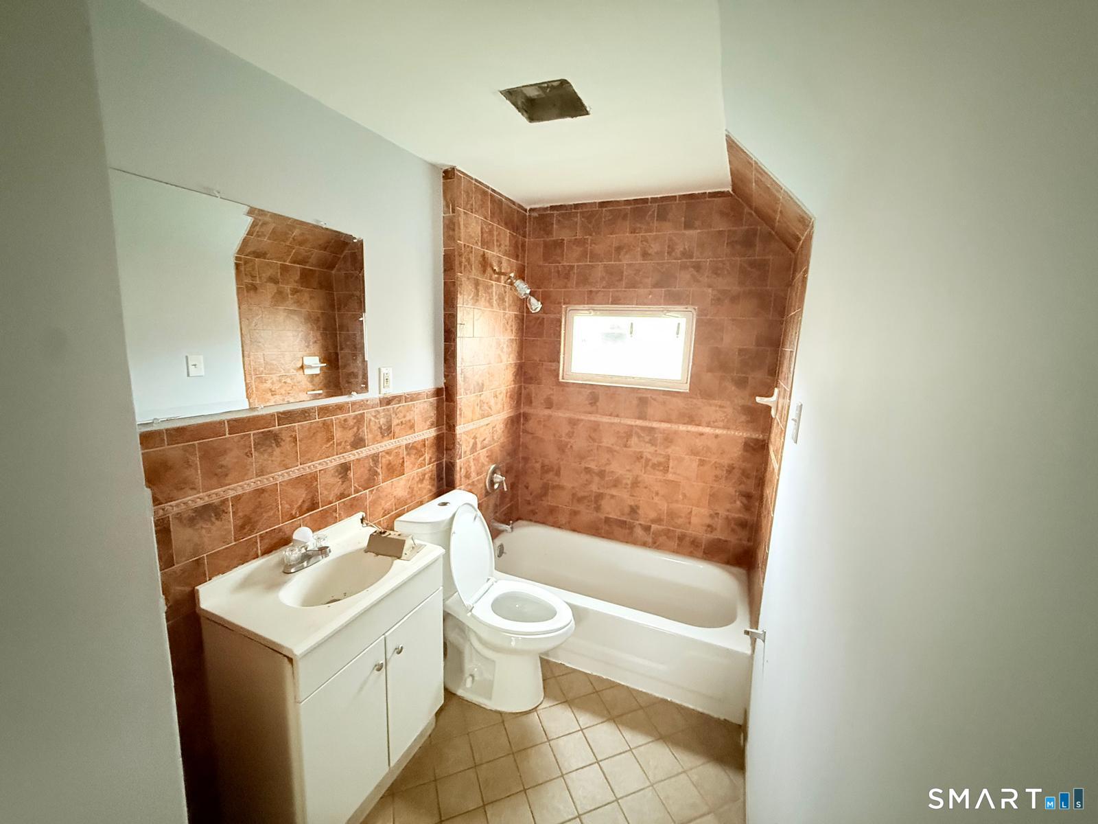 73 Vine 3 Street Property Photo 6