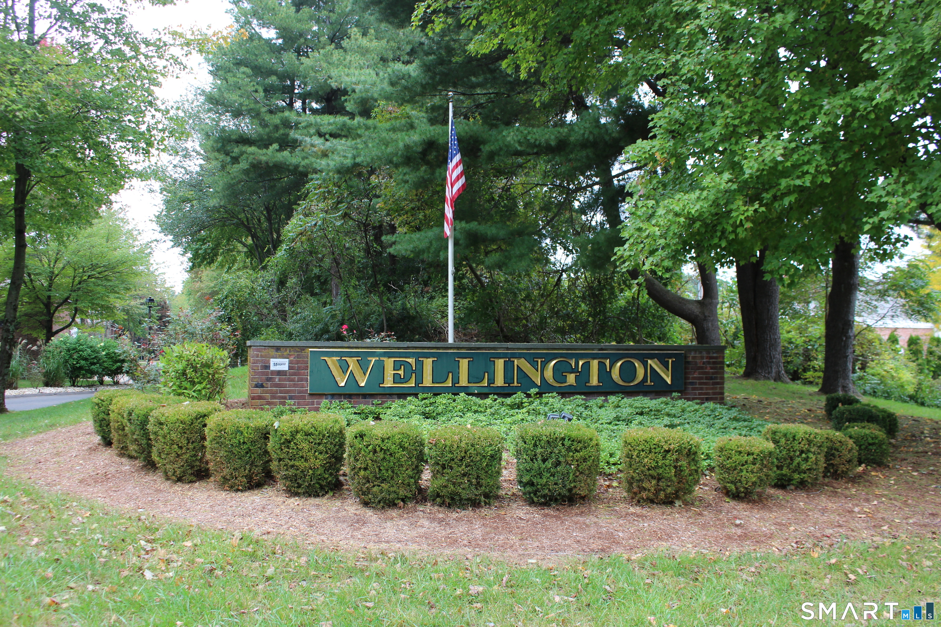 110 Wellington Drive Property Photo 1
