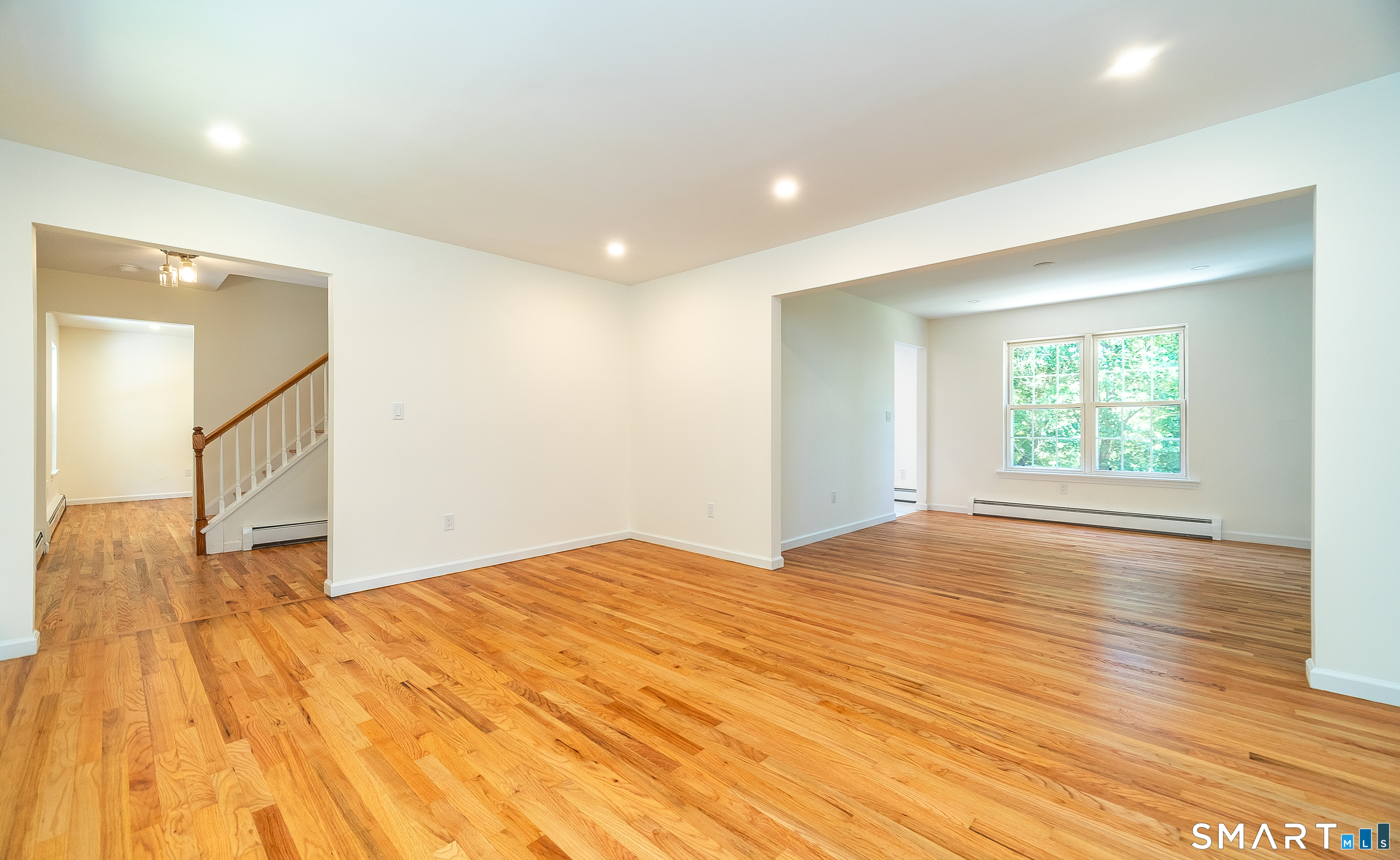 1425 James Farm Road Property Photo 9