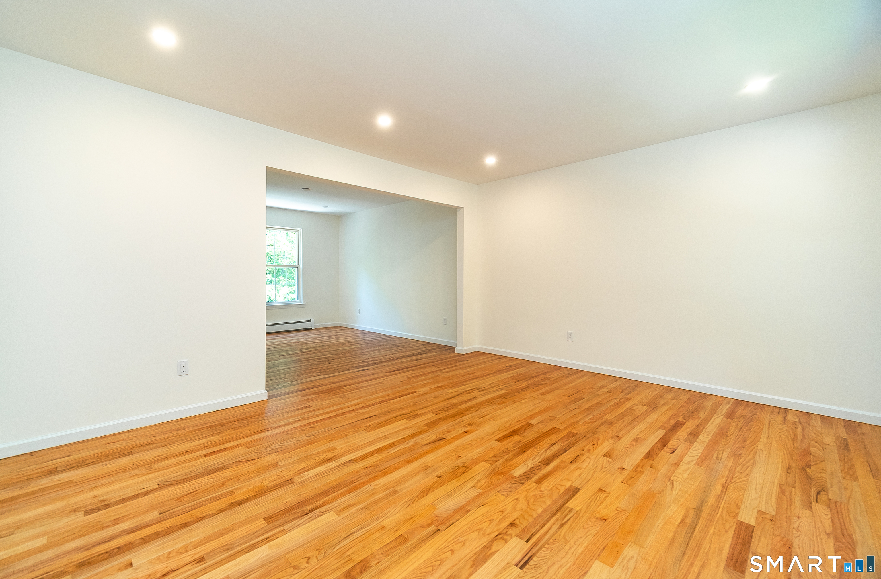1425 James Farm Road Property Photo 10