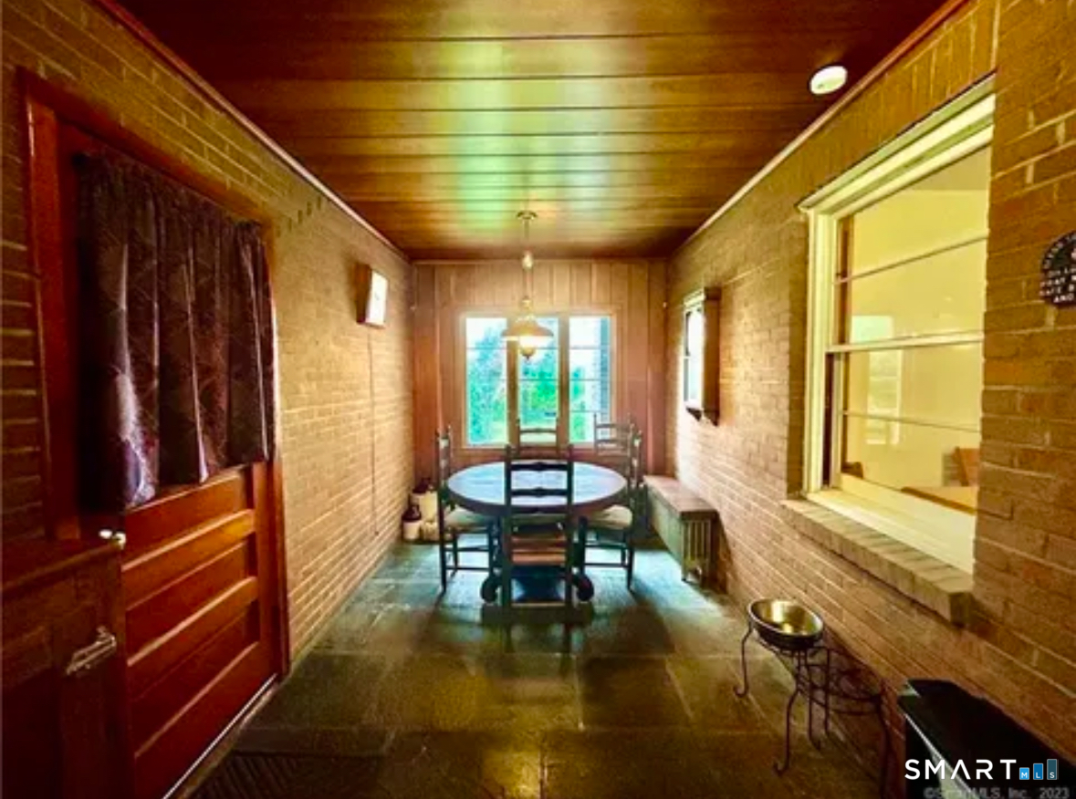 24211171 Property Photo 5