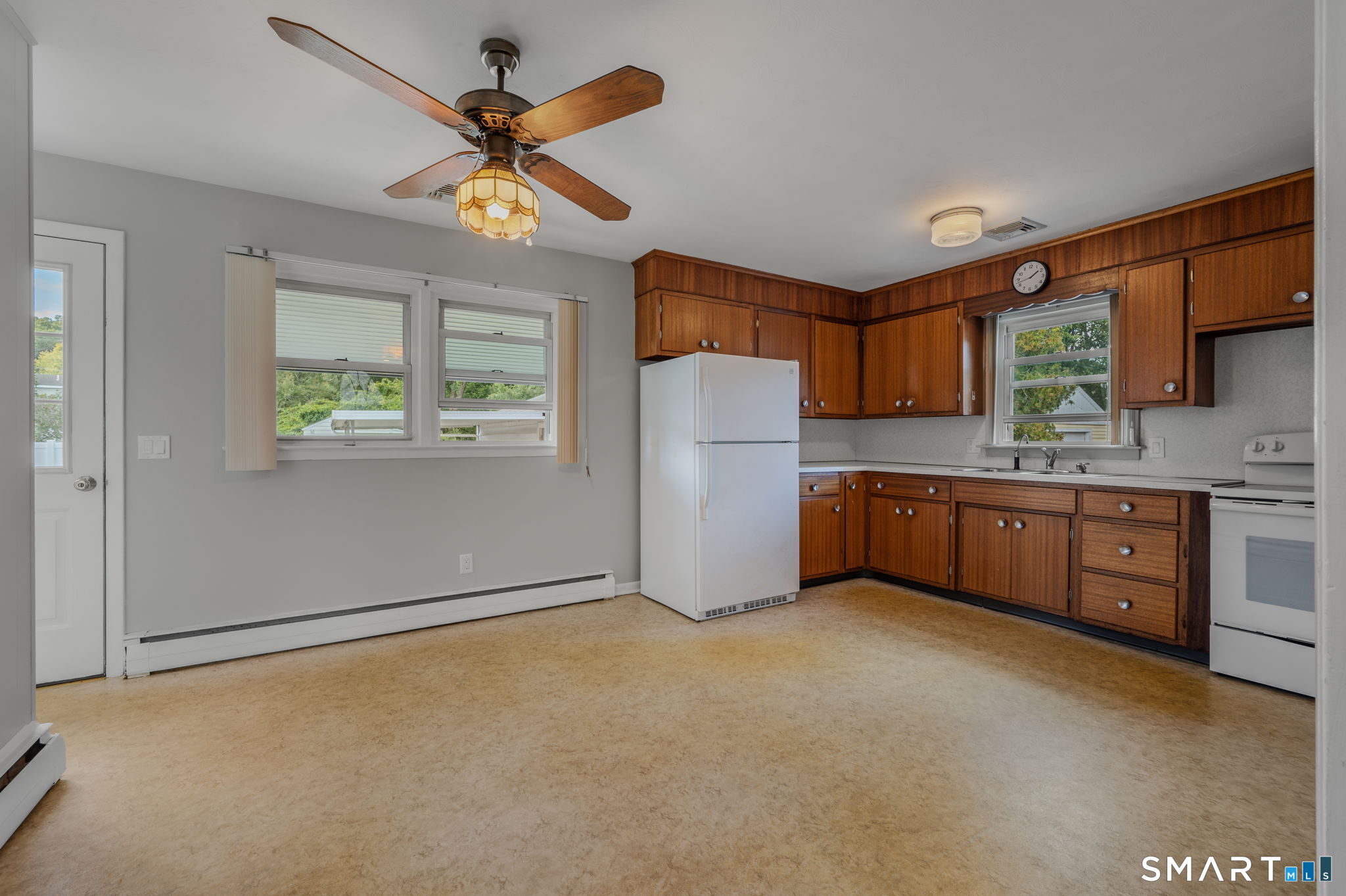 10 Lark Street Property Photo 8