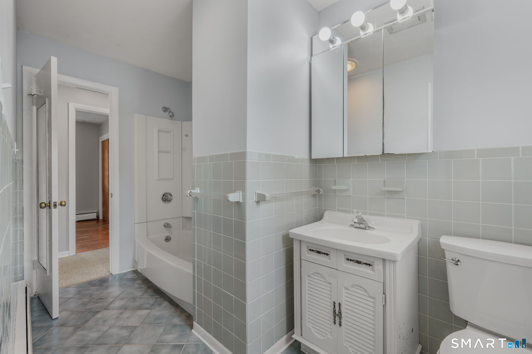 10 Lark Street Property Photo 14