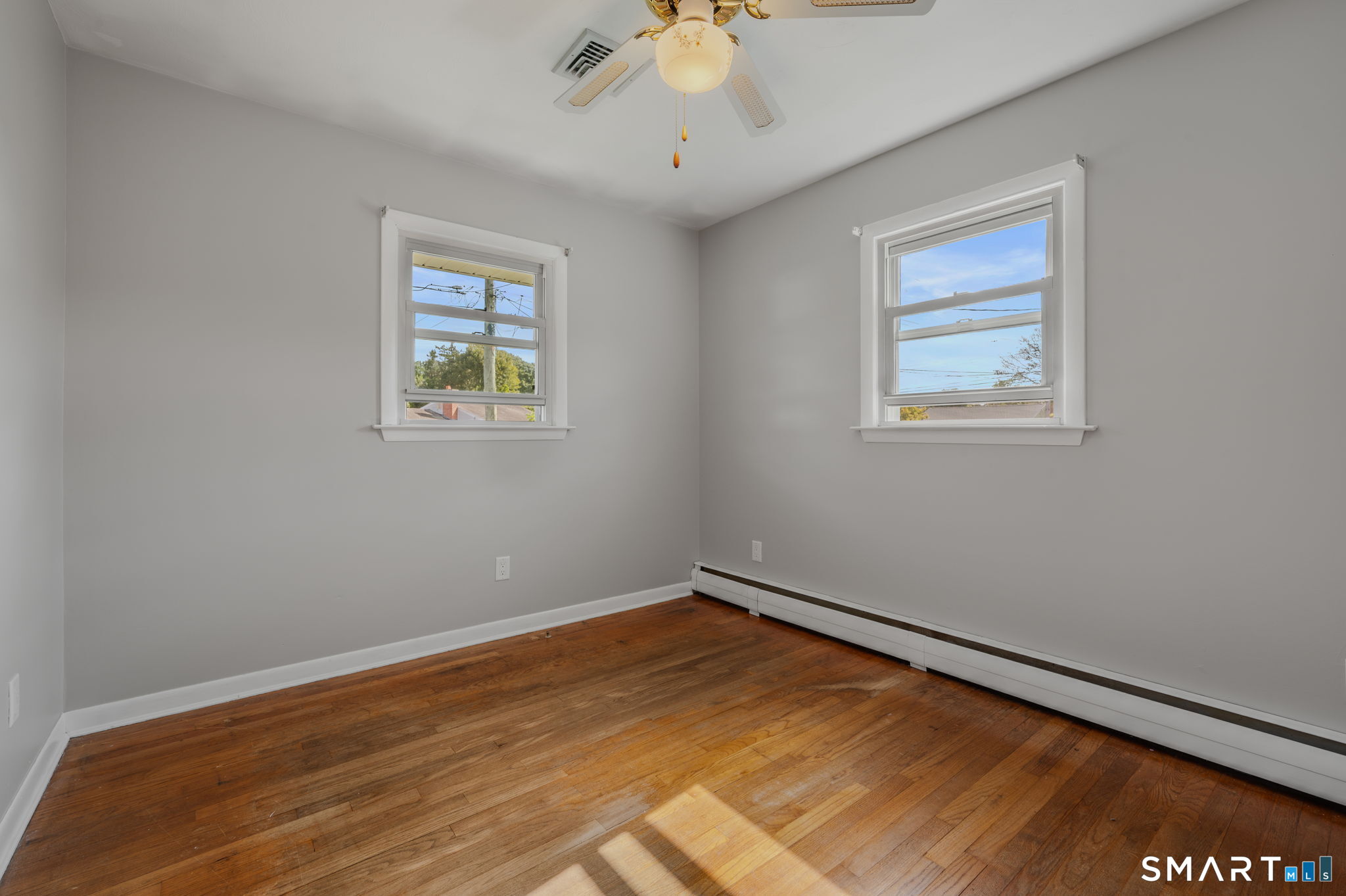10 Lark Street Property Photo 19