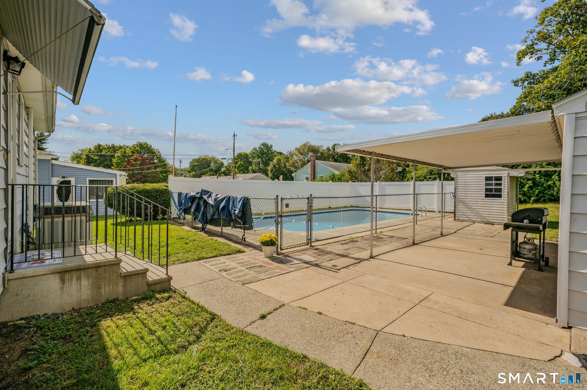 10 Lark Street Property Photo 24
