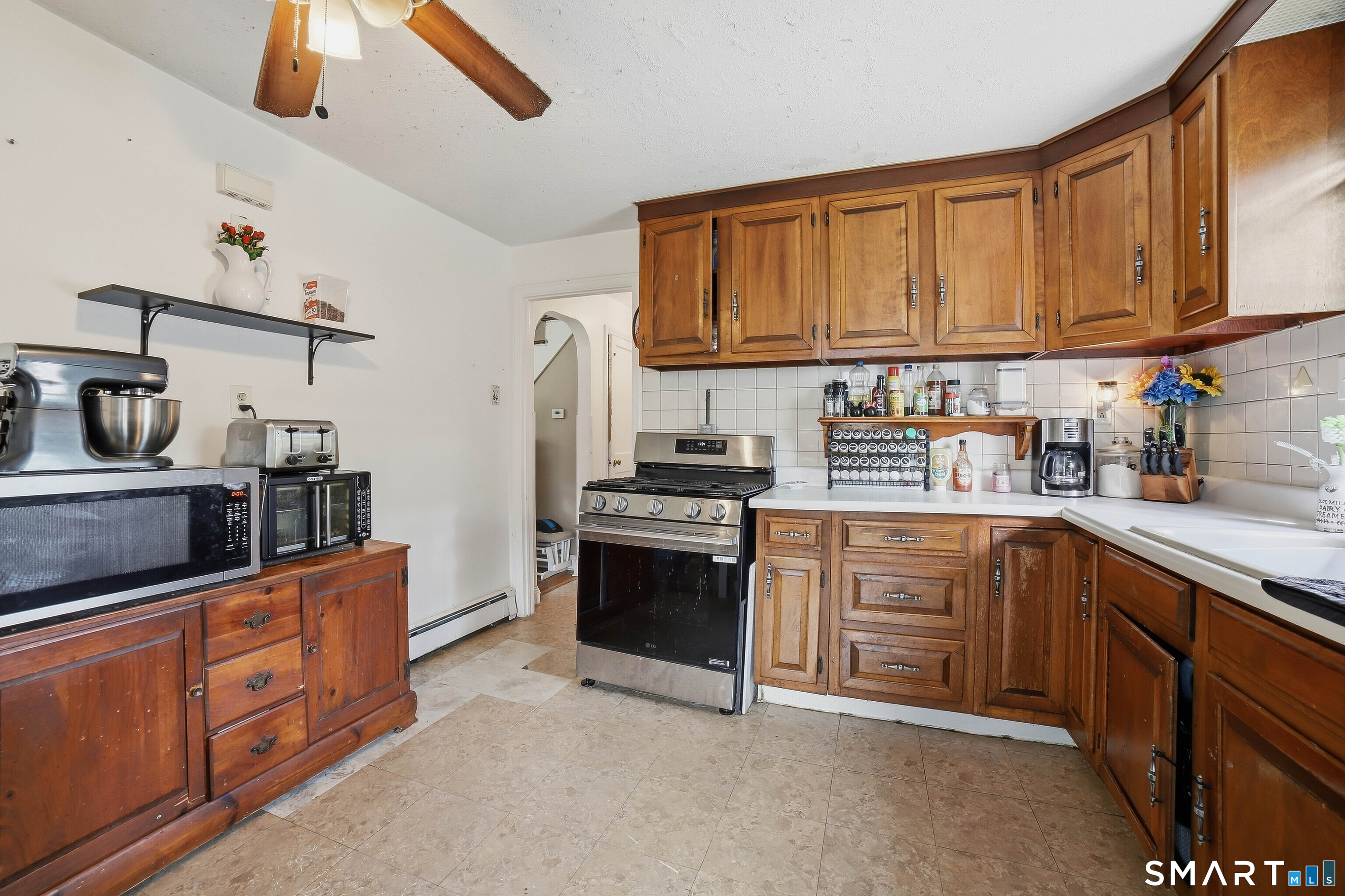 461 Townsend Avenue Property Photo 8