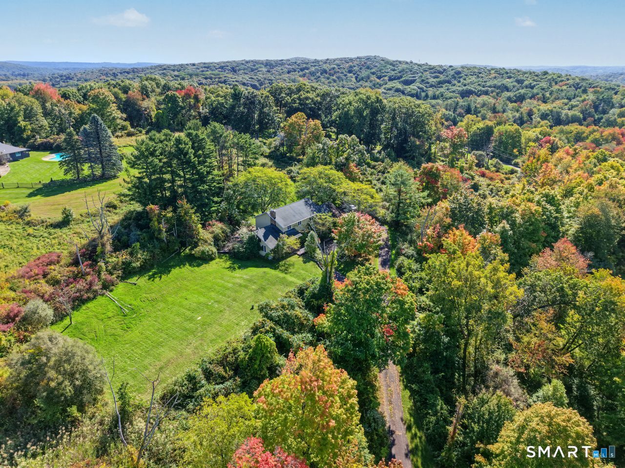 266 Ridgebury Road Property Photo 1
