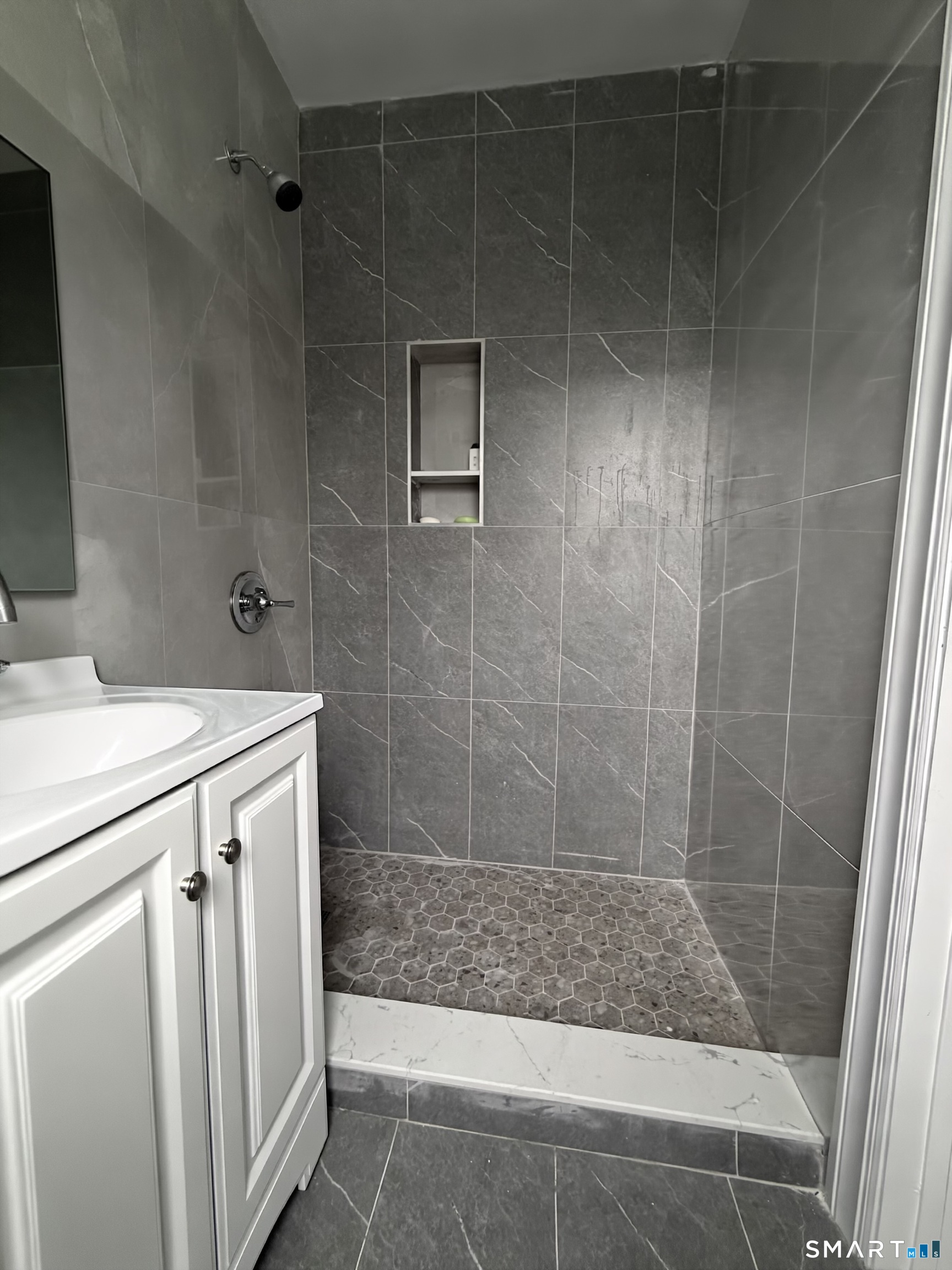 52 Clinton Avenue Property Photo 18
