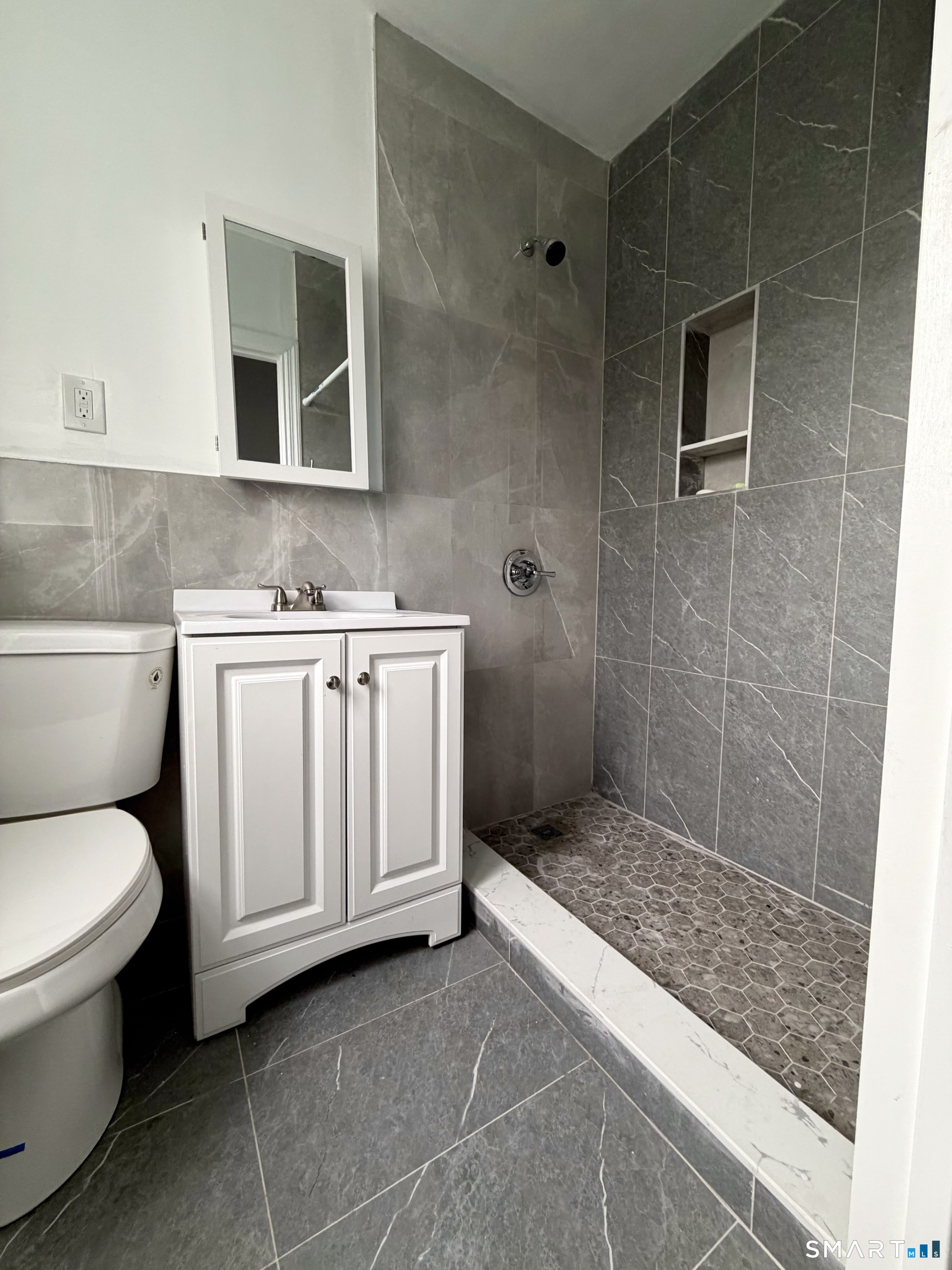 52 Clinton Avenue Property Photo 19