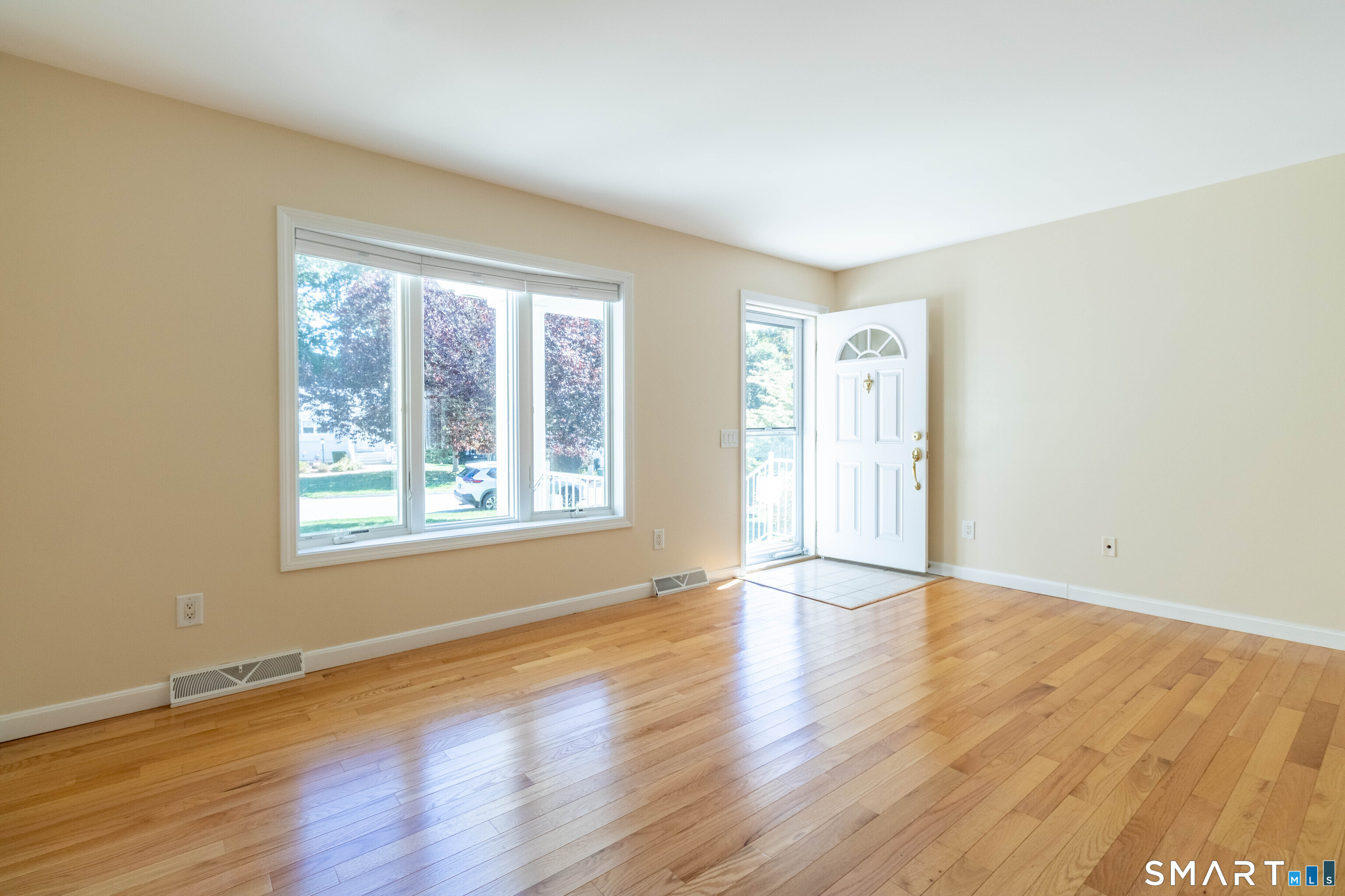 17 Wyndwood Road Property Photo 8
