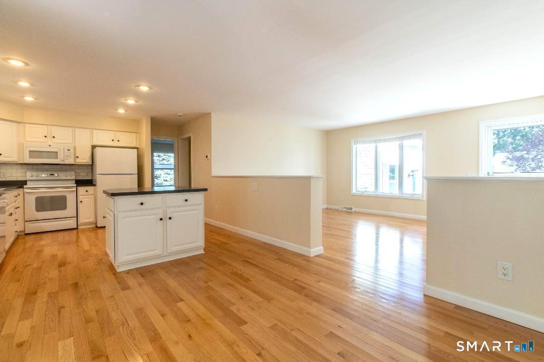 17 Wyndwood Road Property Photo 11