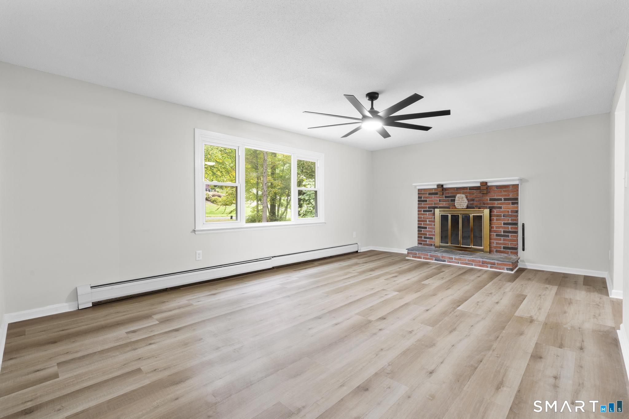 32 Woodhaven Drive Property Photo 7