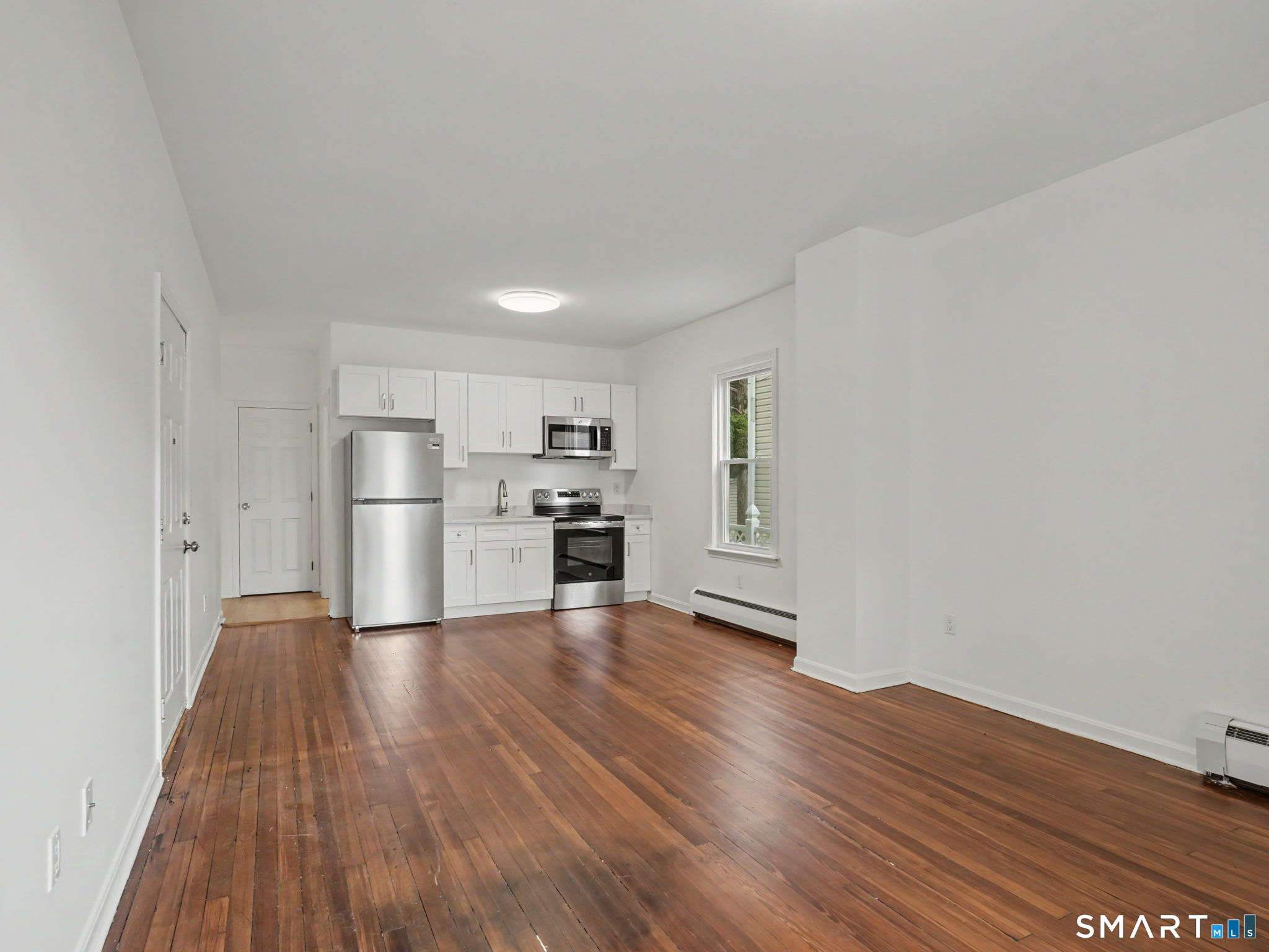 28 Walnut East Street Property Photo 2