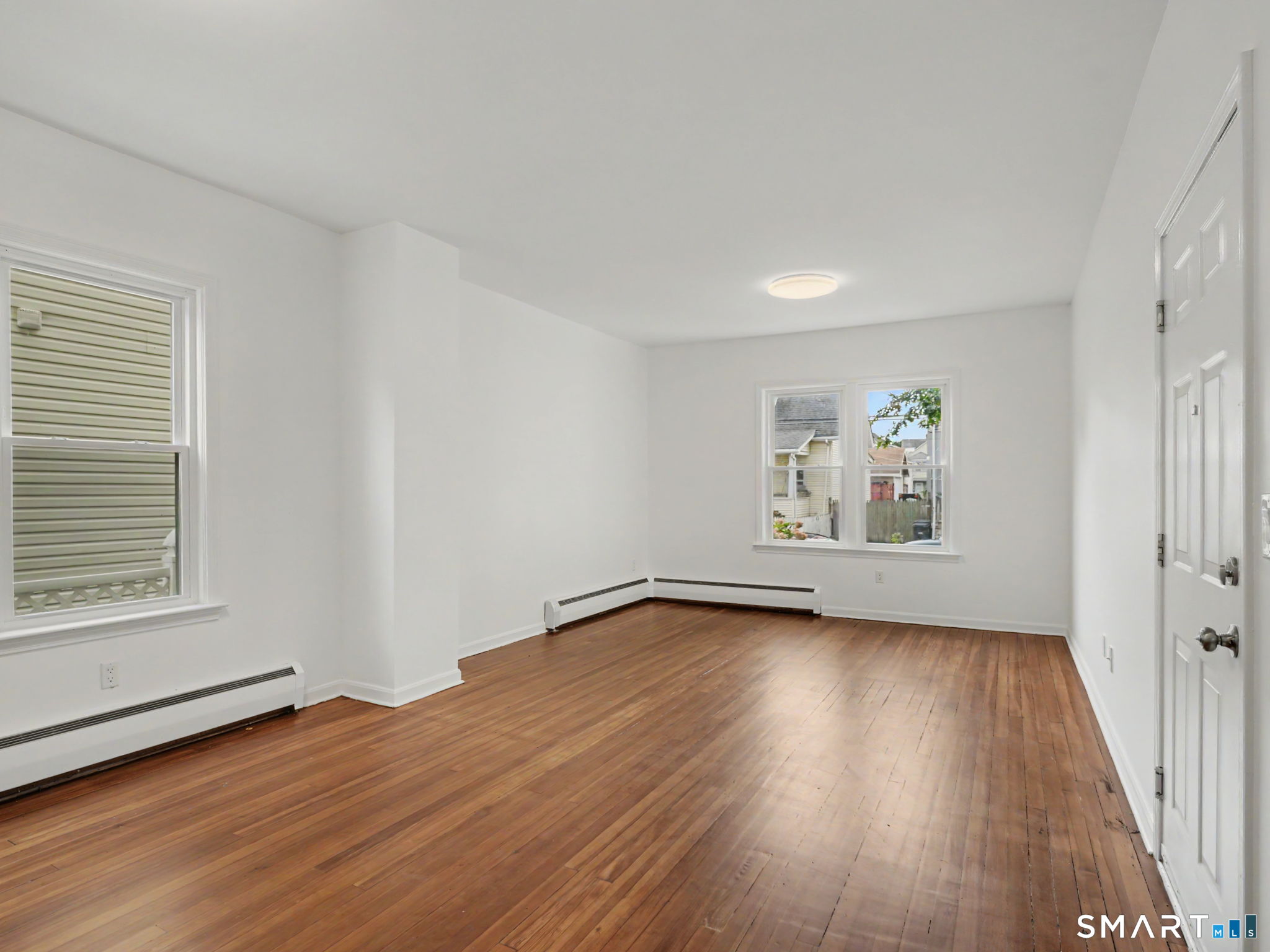 28 Walnut East Street Property Photo 4