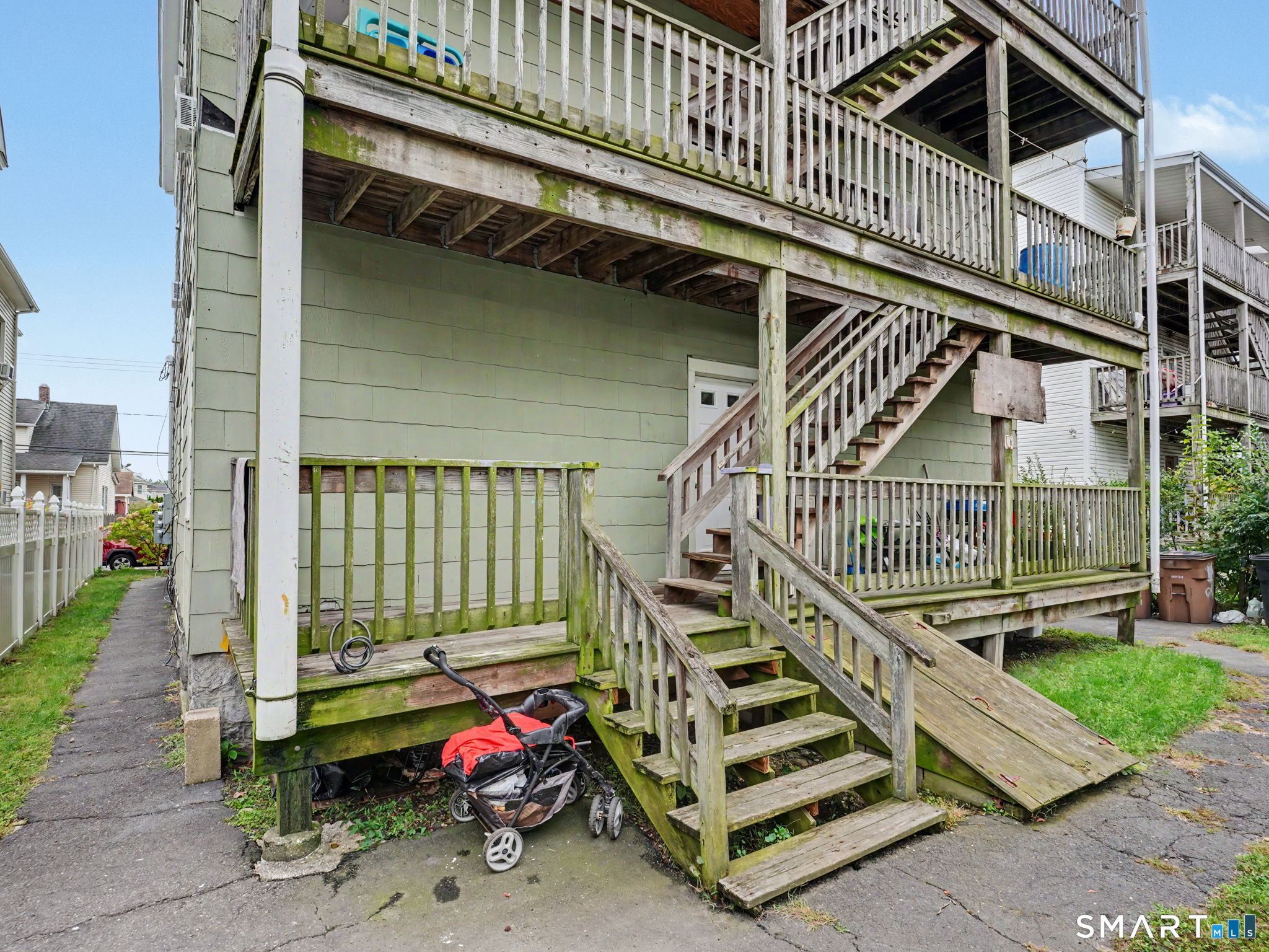28 Walnut East Street Property Photo 9