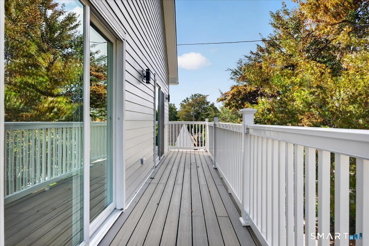 180 Yale Avenue Property Photo 3