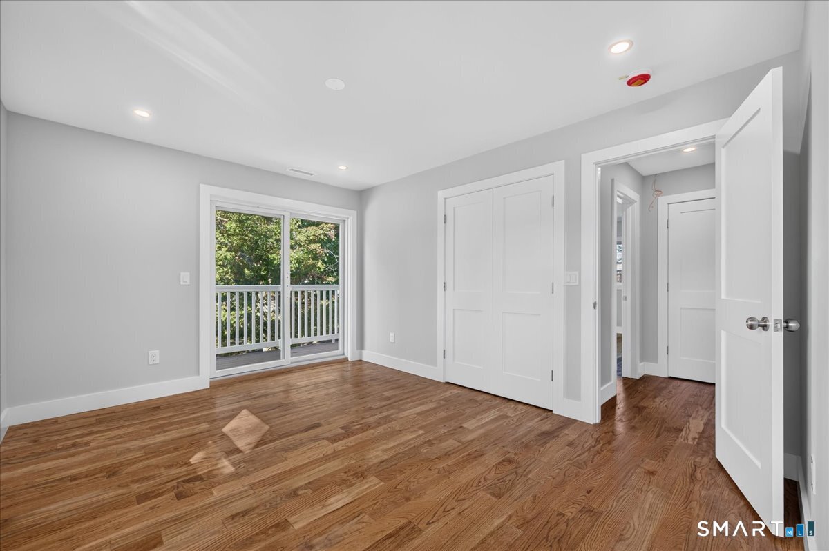 180 Yale Avenue Property Photo 10