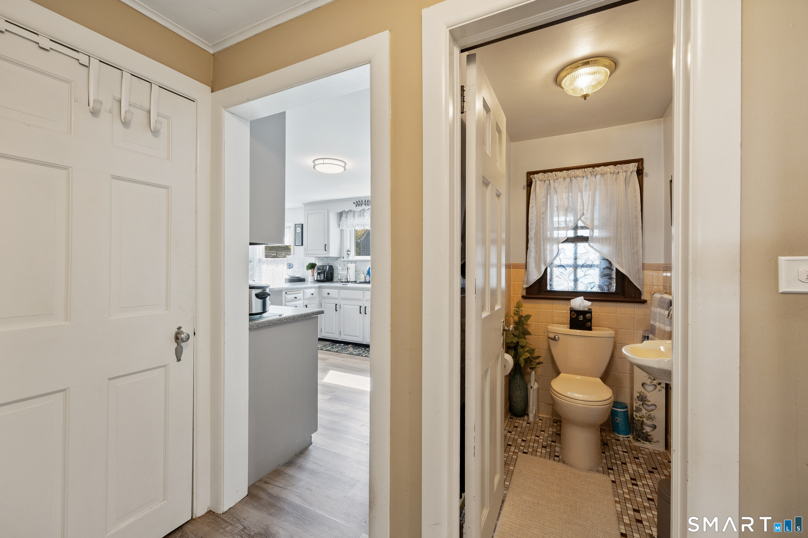 659 Stafford Avenue Property Photo 12