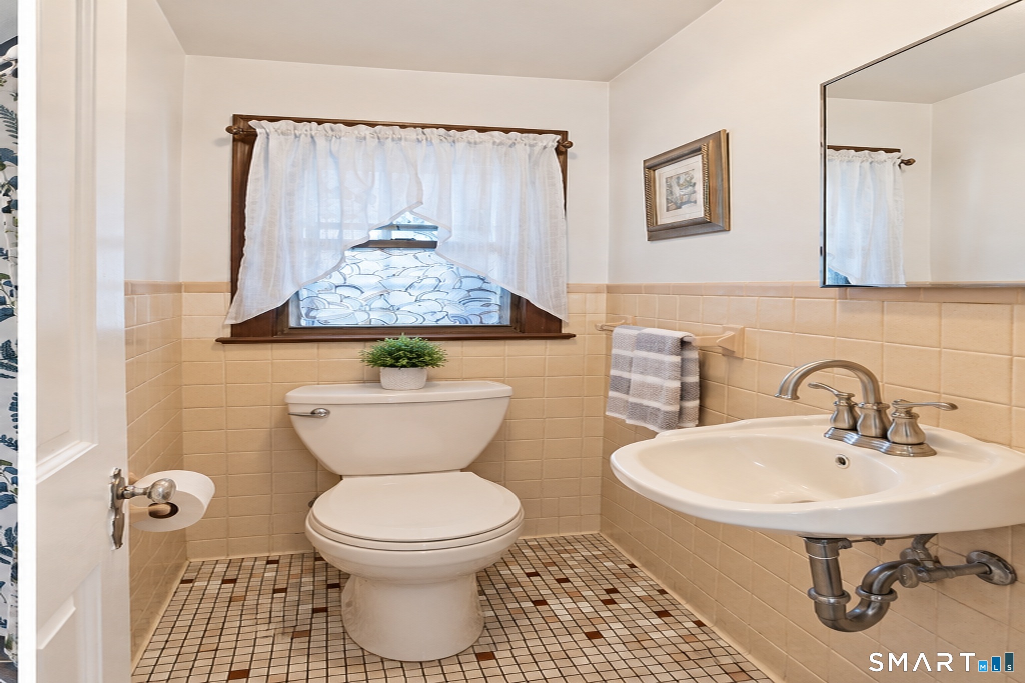 659 Stafford Avenue Property Photo 13
