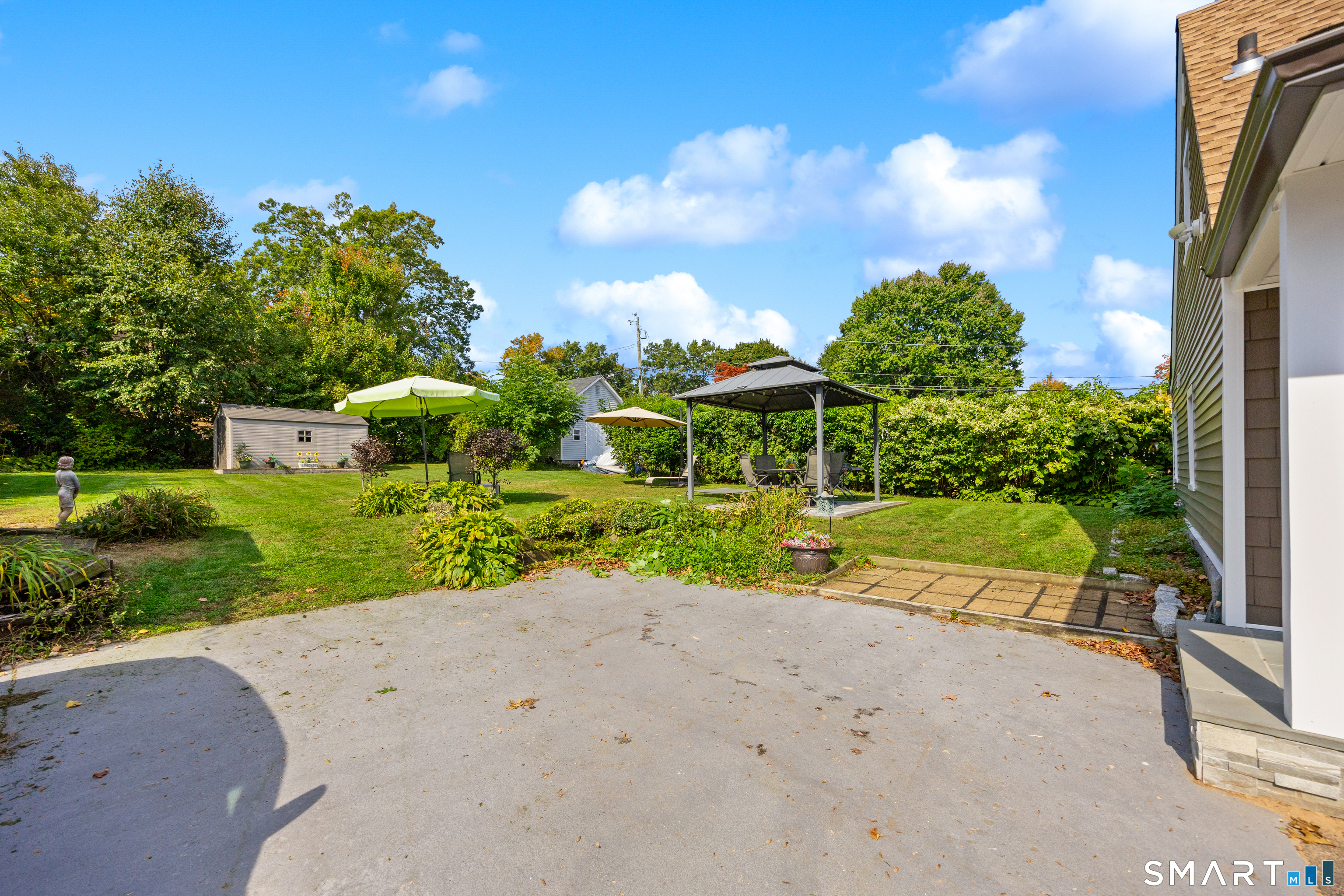 659 Stafford Avenue Property Photo 24