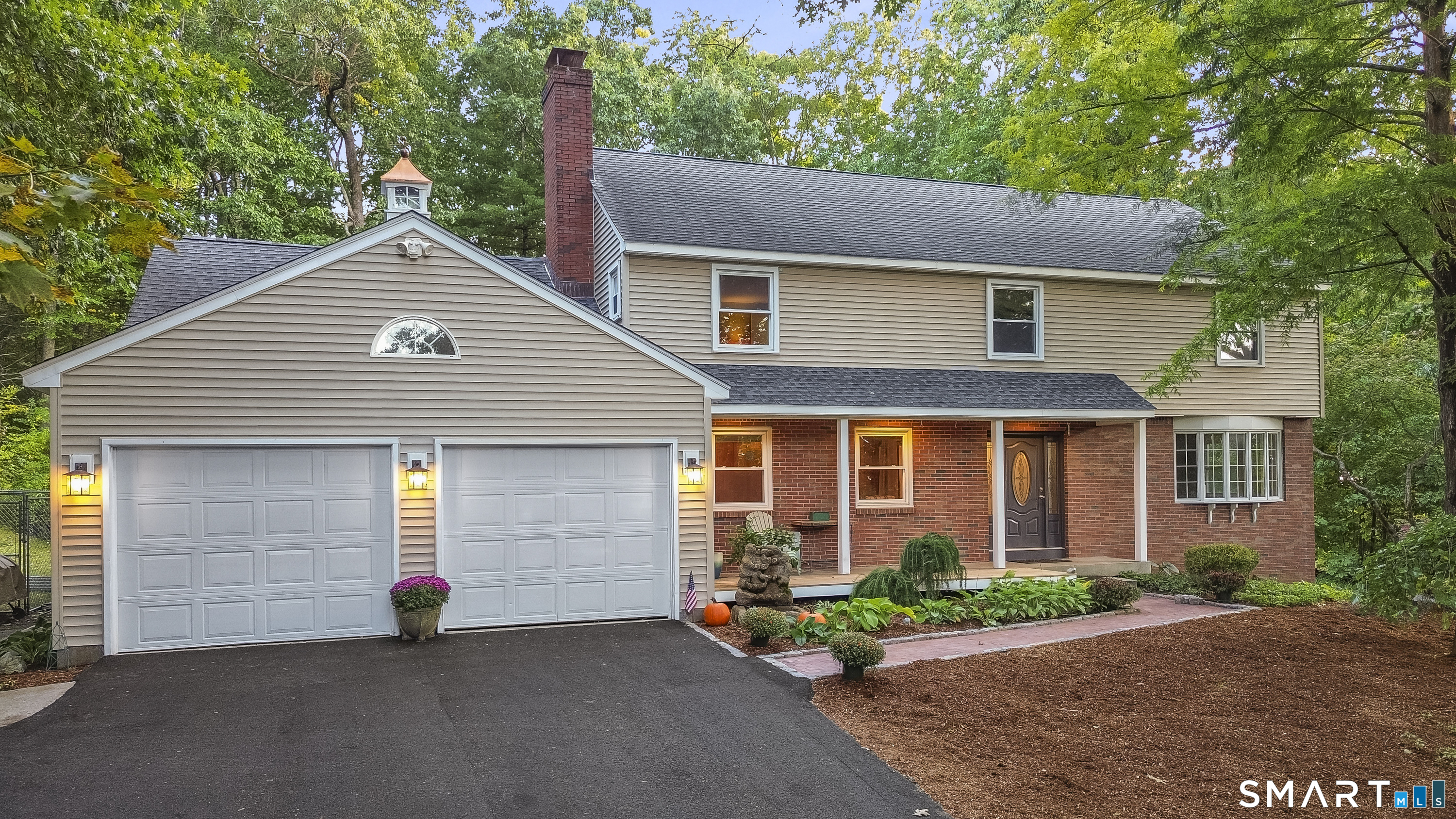 52 Beverly Drive Property Photo 1
