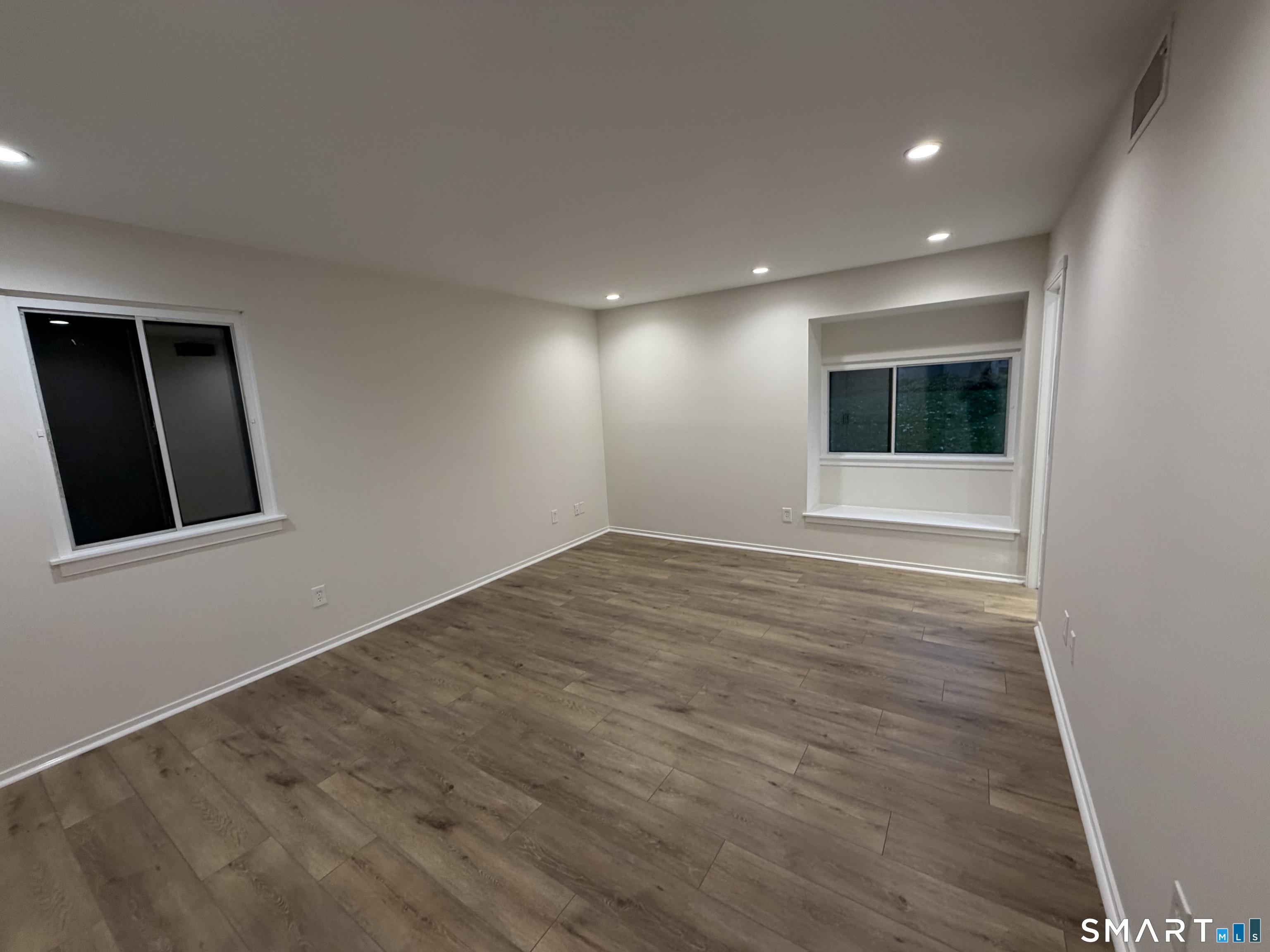 883 Heritage C Village Property Photo 8